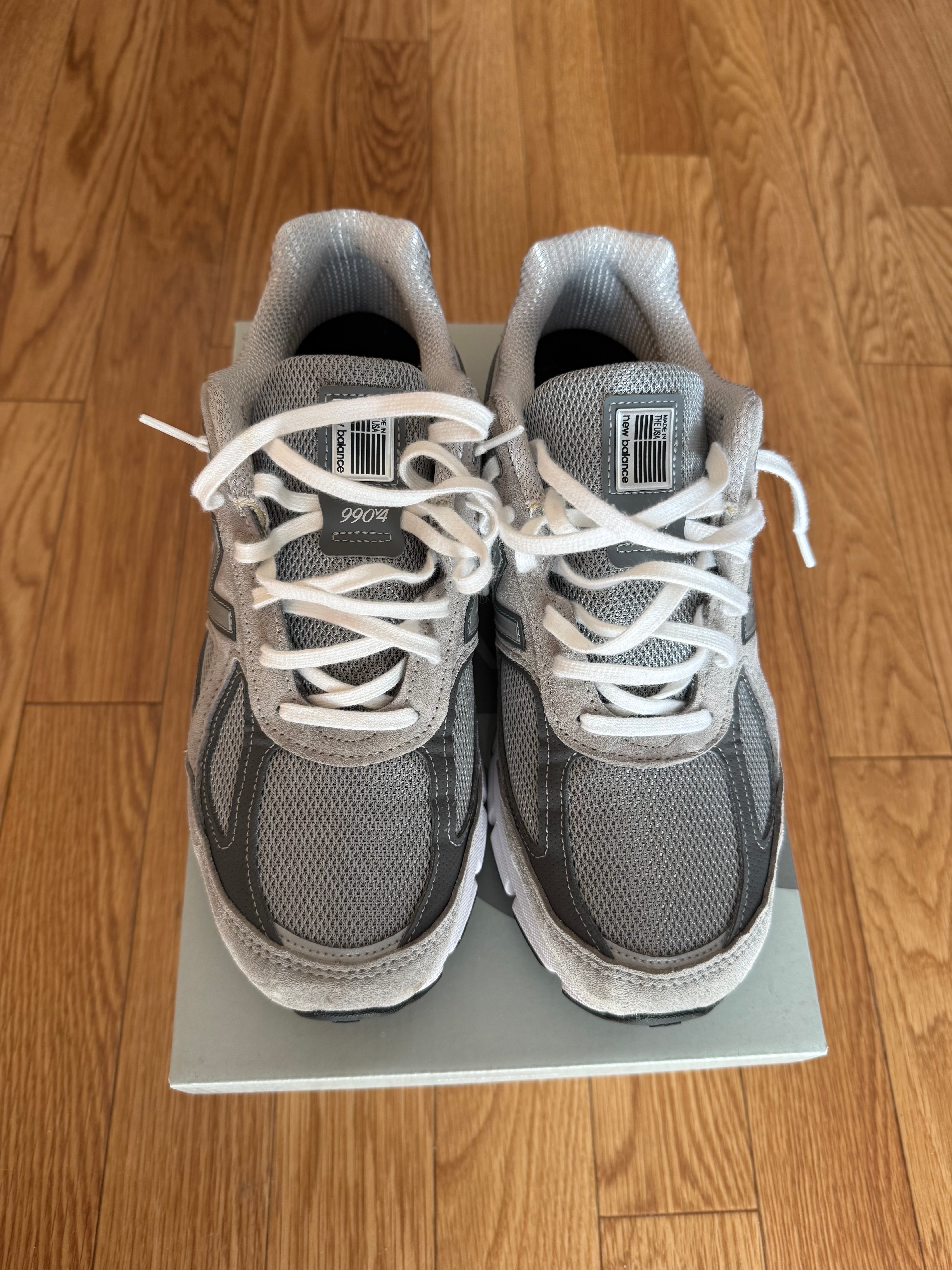 New Balance 990V4 "Grey Silver"