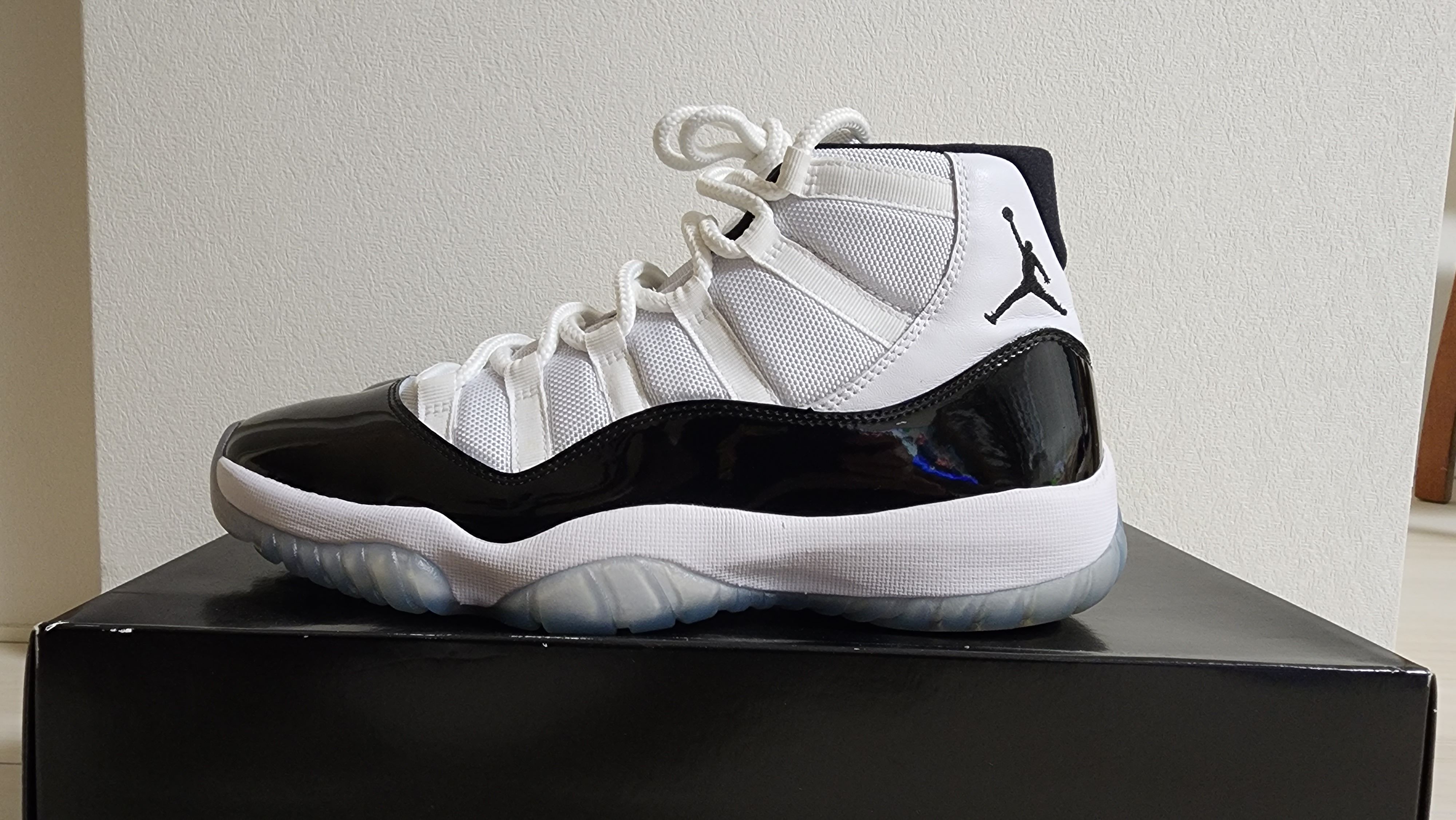 Nike Air Jordan 11 Retro "Concord" (2018)