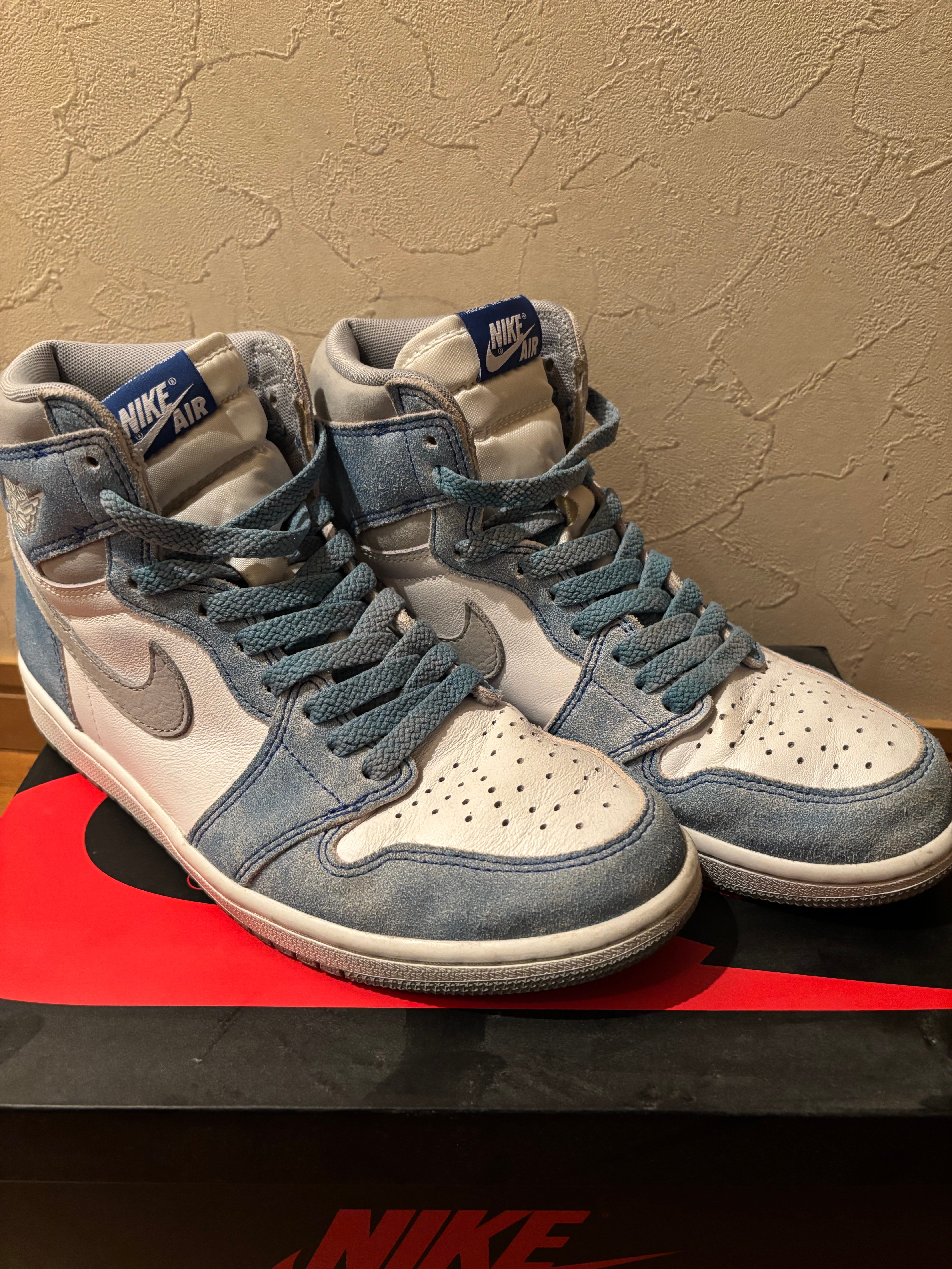 Nike Air Jordan 1 High OG "Hyper Royal"