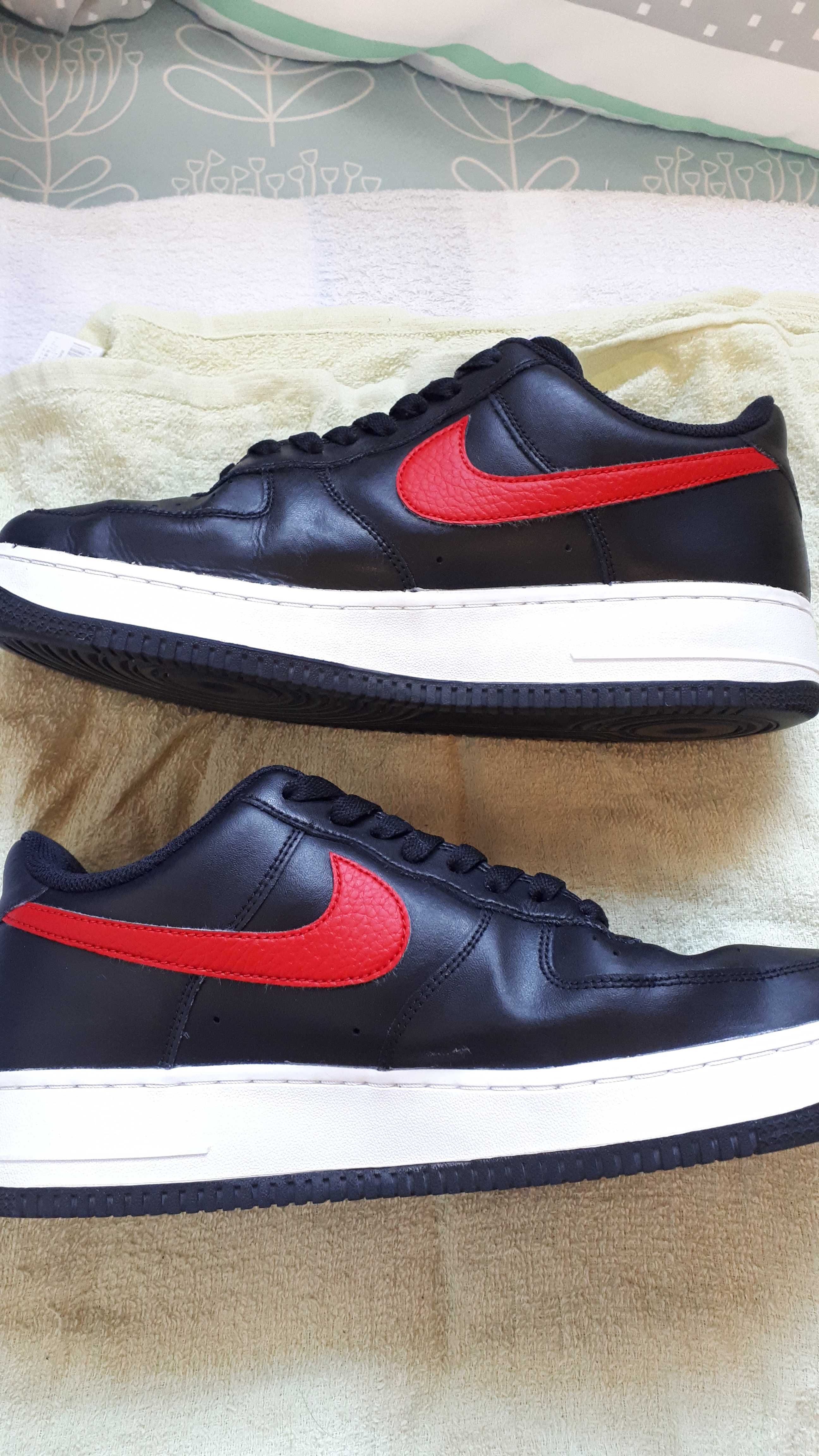 NIKE AIR FORCE 1 LOW '07 "SHOEMAKER PACK" "BLACK"