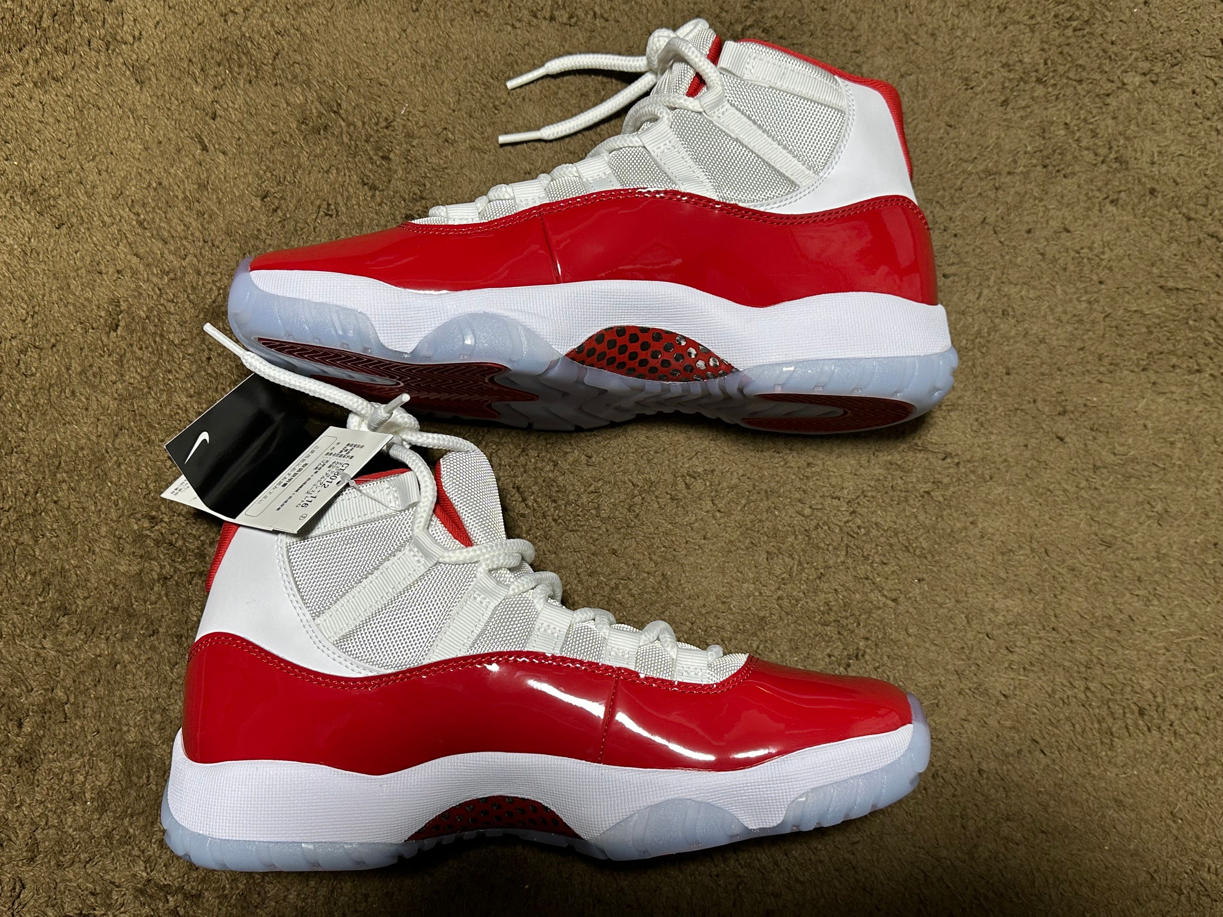 Nike Air Jordan 11 "Varsity Red"
