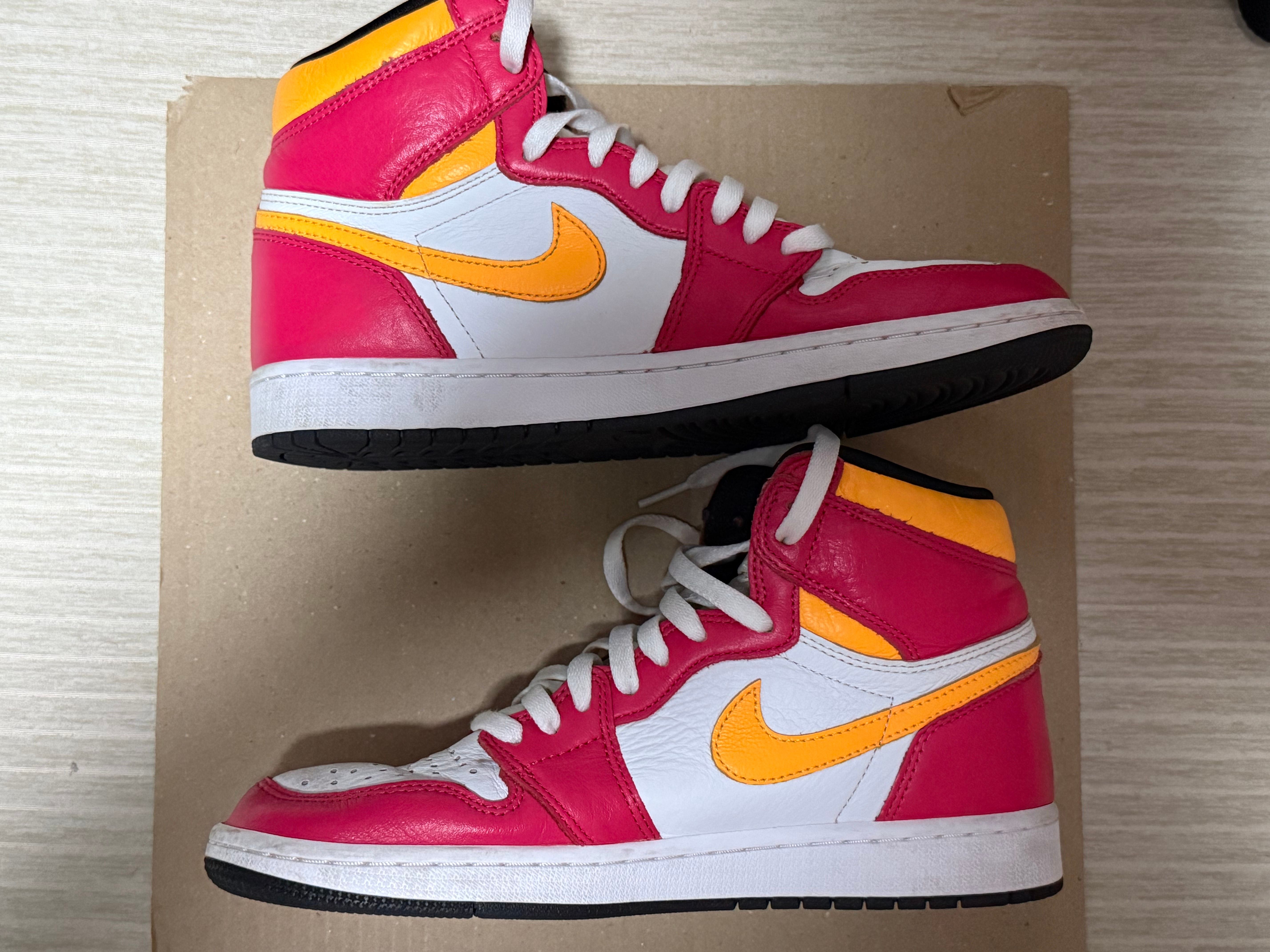Nike Air Jordan 1 High OG "Light Fusion Red"