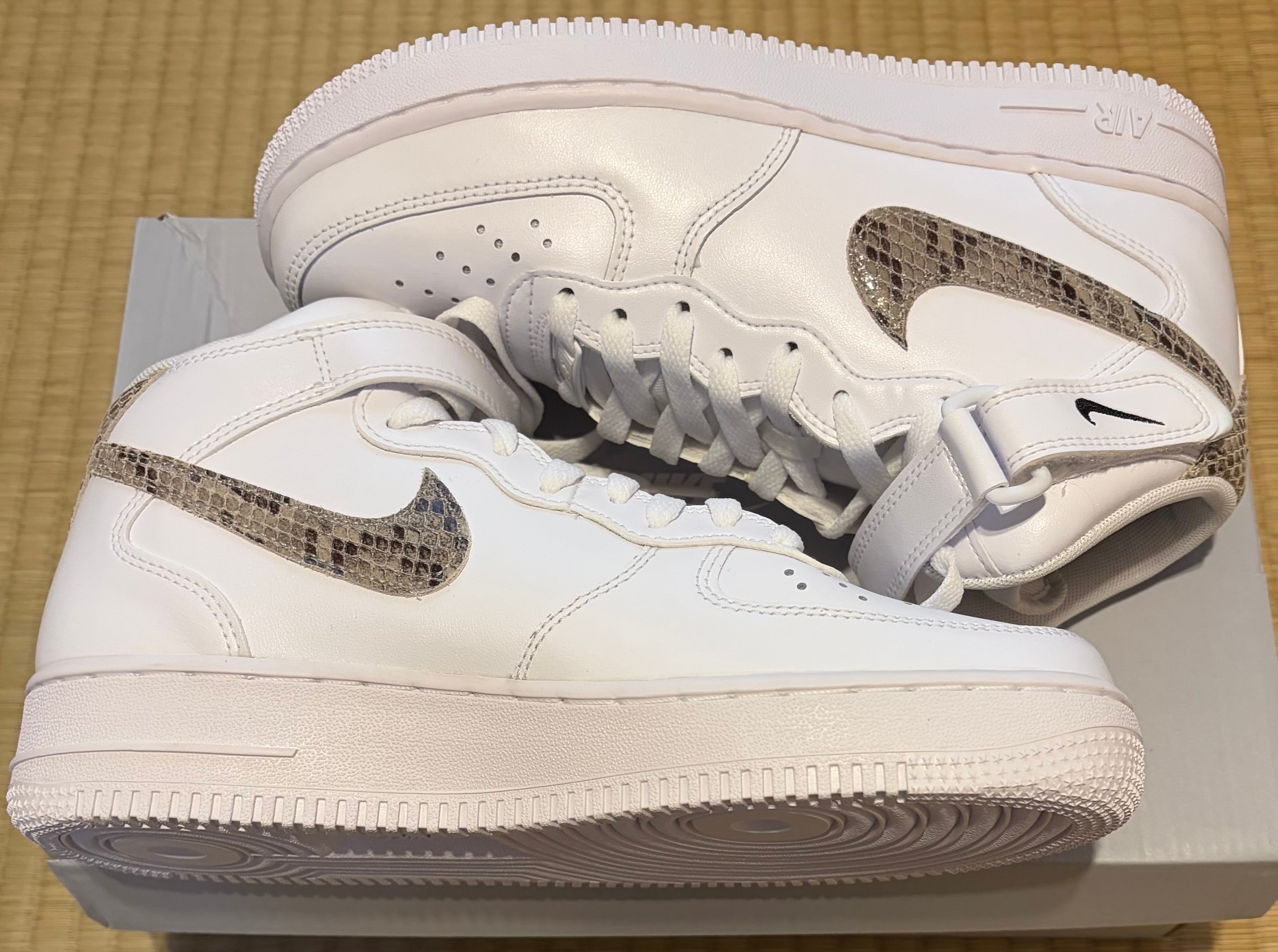 Nike Women's Air Force 1 07 Mid "White/Sand Drift"