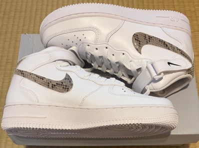 Nike Women's Air Force 1 07 Mid "White/Sand Drift"