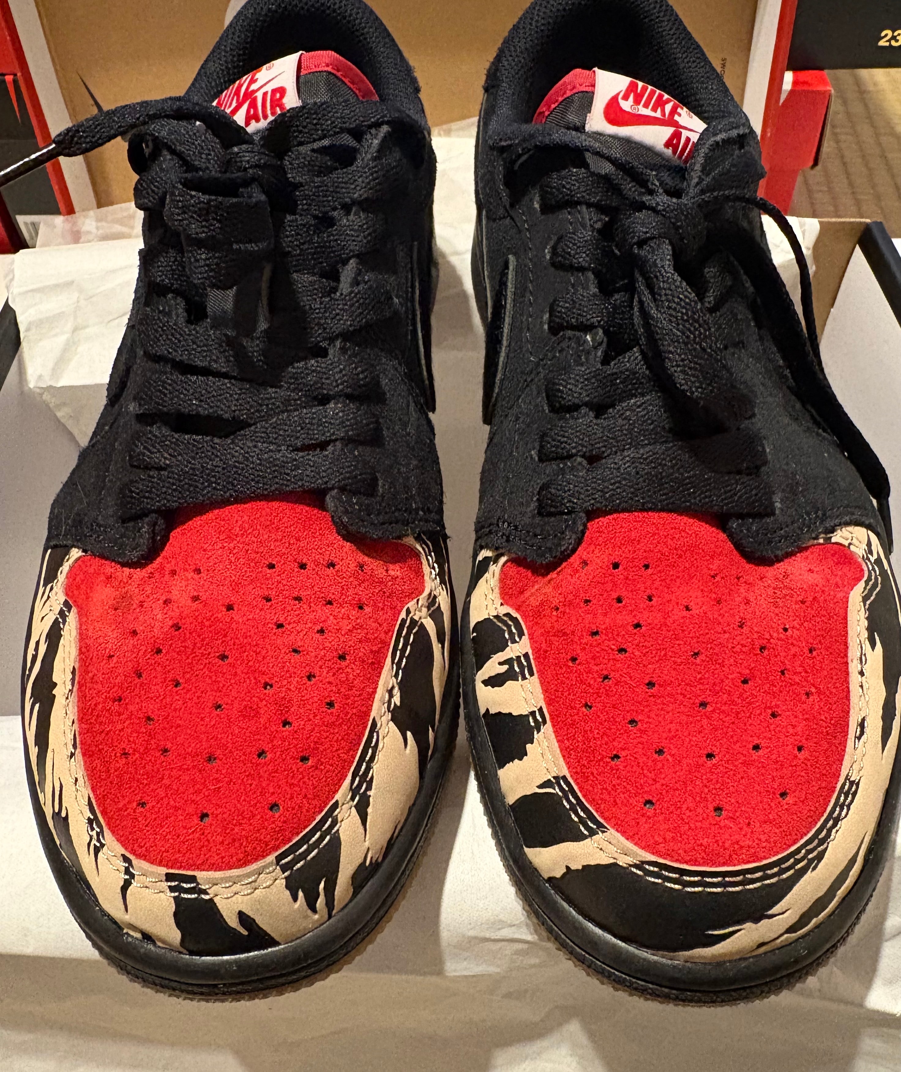 Sole Fly × Nike Air Jordan 1 Low "Black and Sport Red"