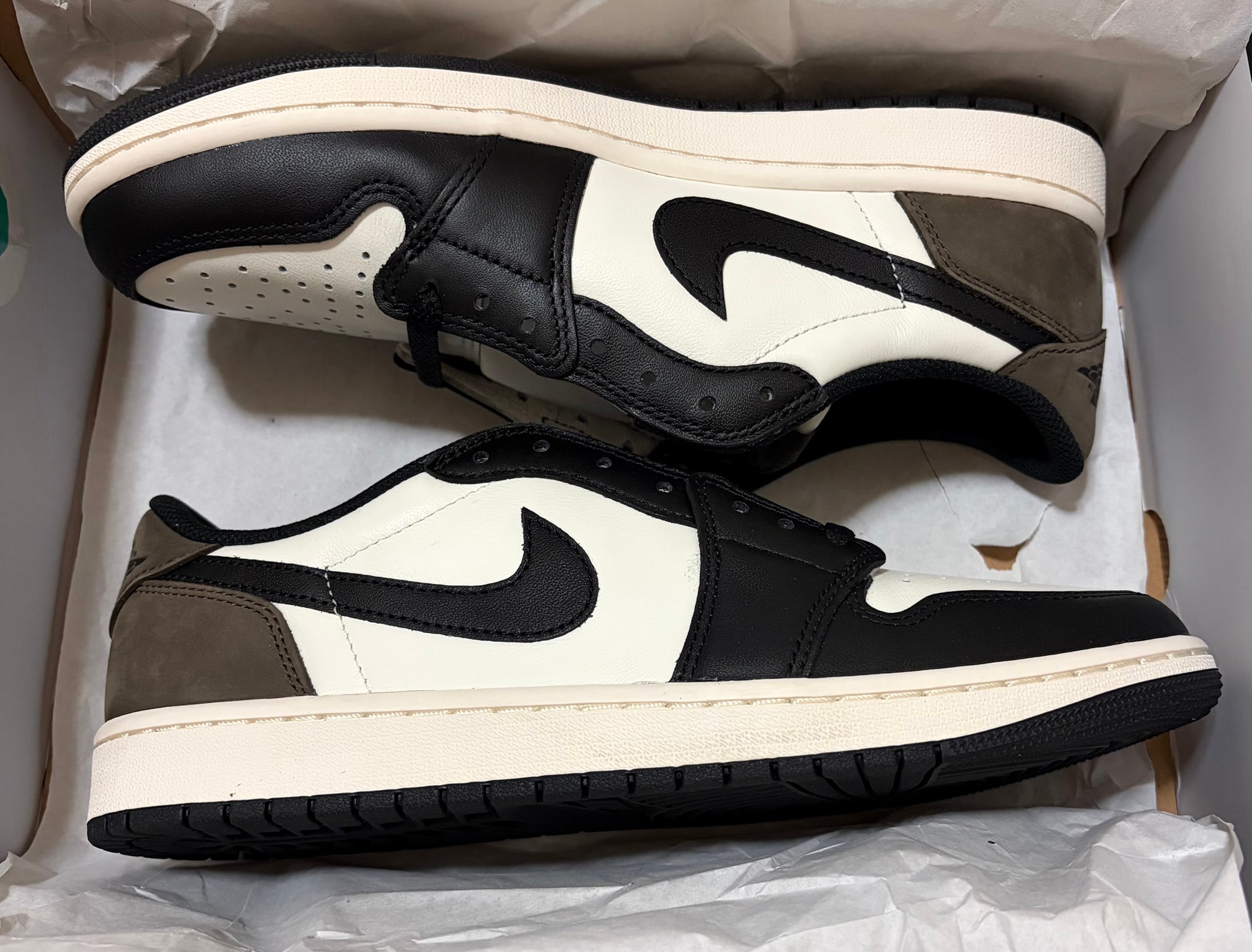 Nike Air Jordan 1 Retro Low OG "Mocha"