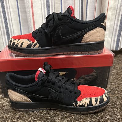 Sole Fly × Nike Air Jordan 1 Low "Black and Sport Red"