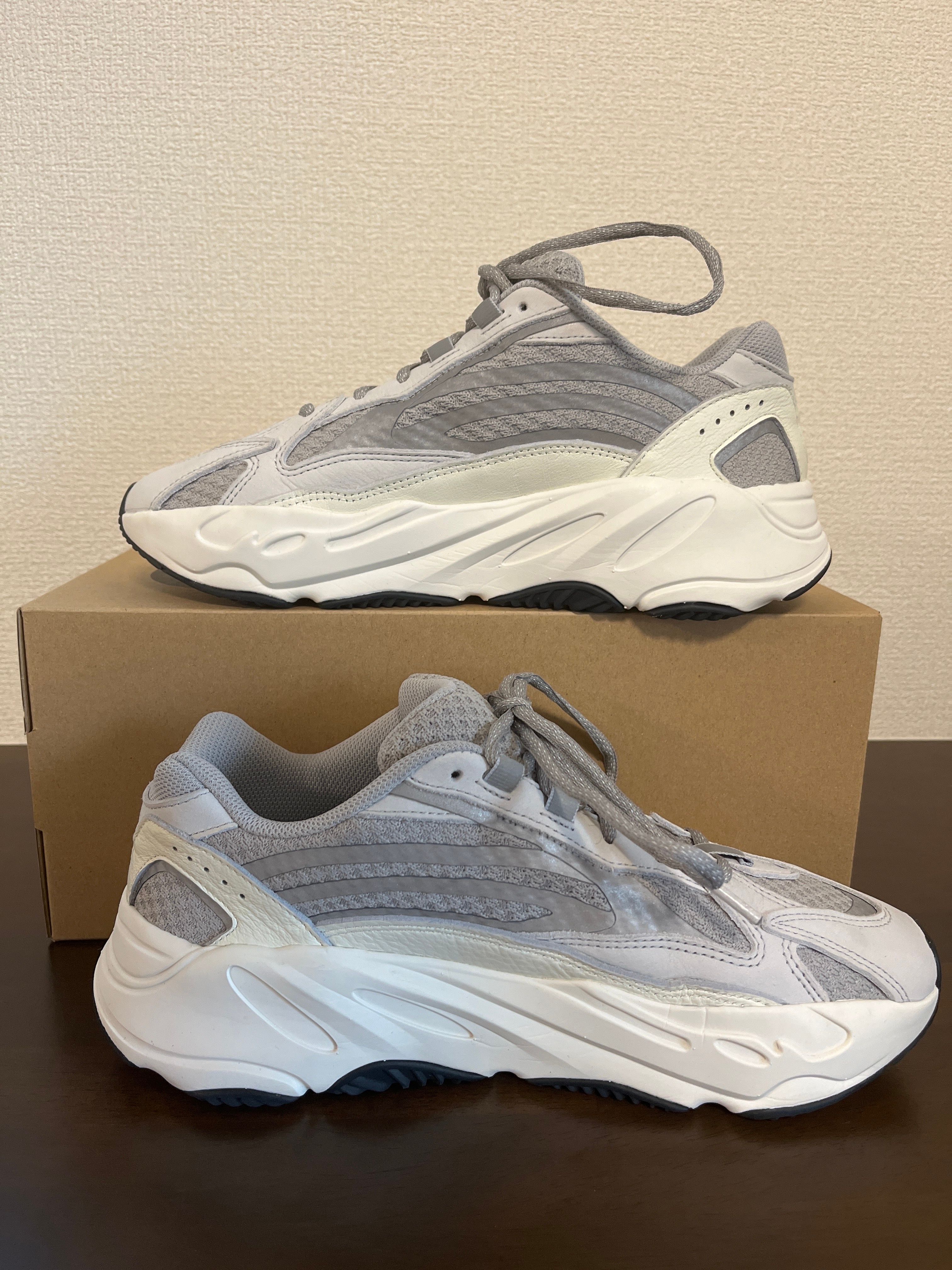 adidas YEEZY Boost 700 V2 "Static"