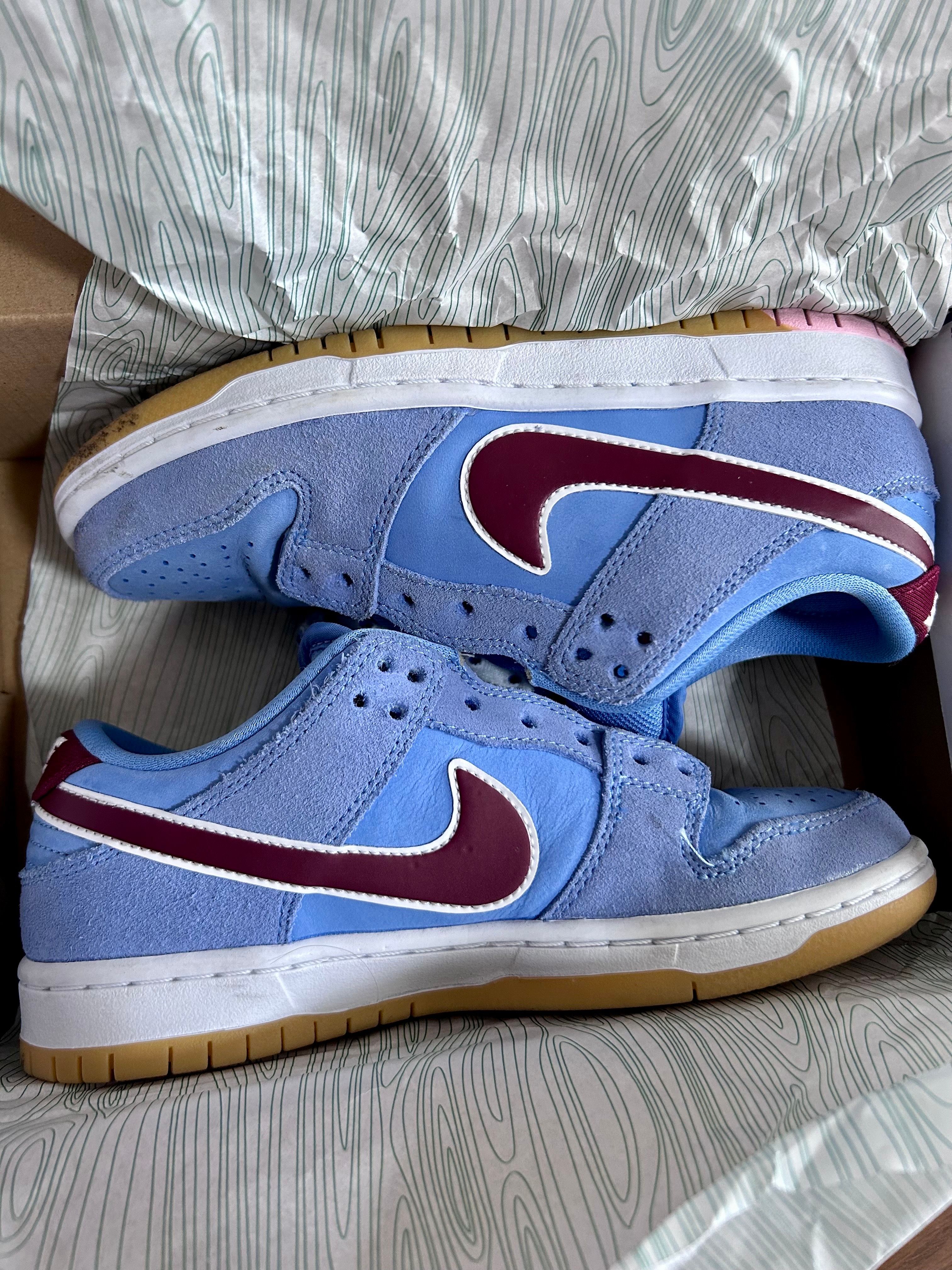 Nike SB Dunk Low Pro "Philadelphia Phillies/Valor Blue and Team Maroon"