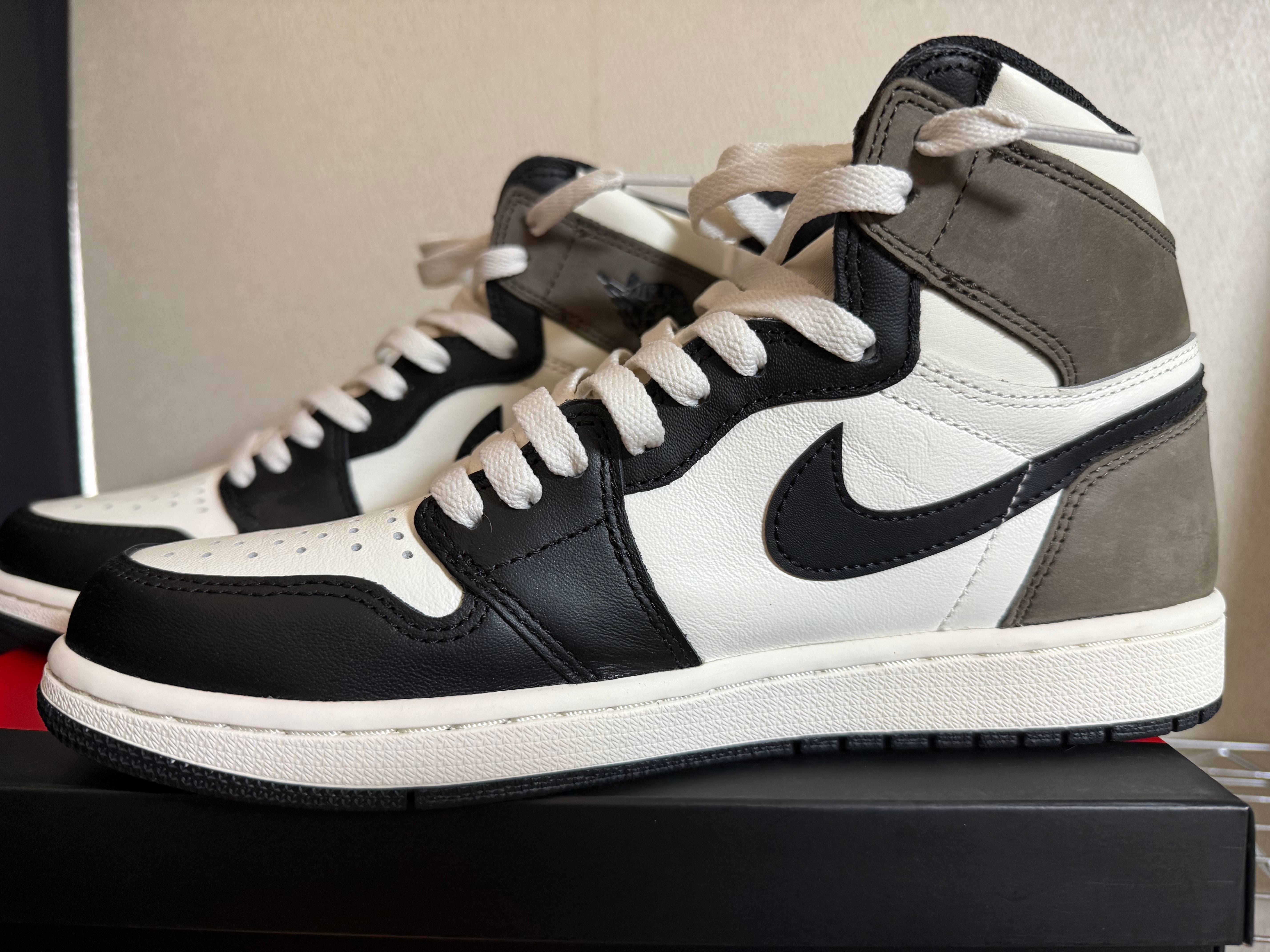 NIKEダークモカ26.5 ナイキ エアジョーダン1 ハイ OG 
