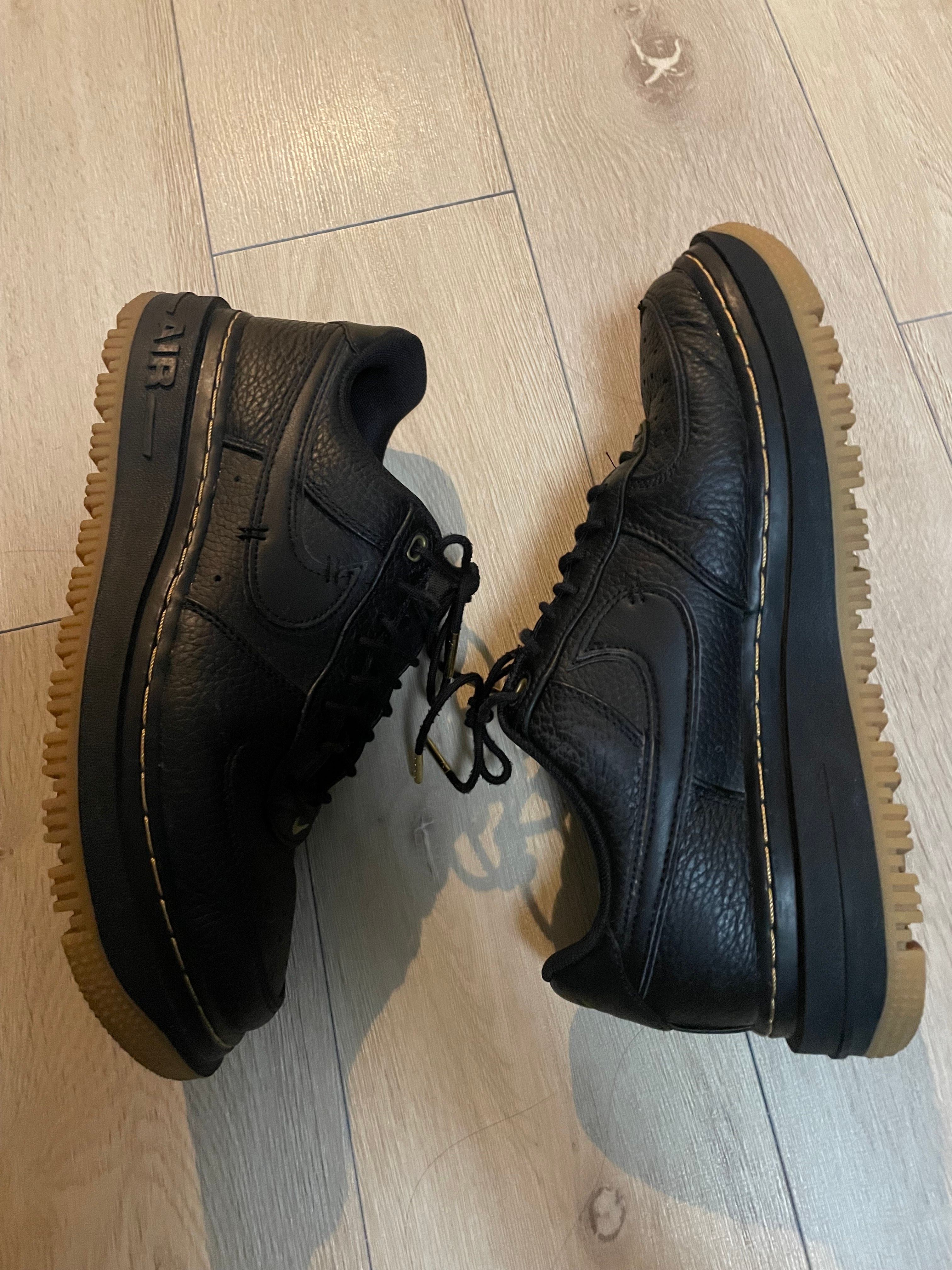 Nike Air Force1 Low Luxe "Black"