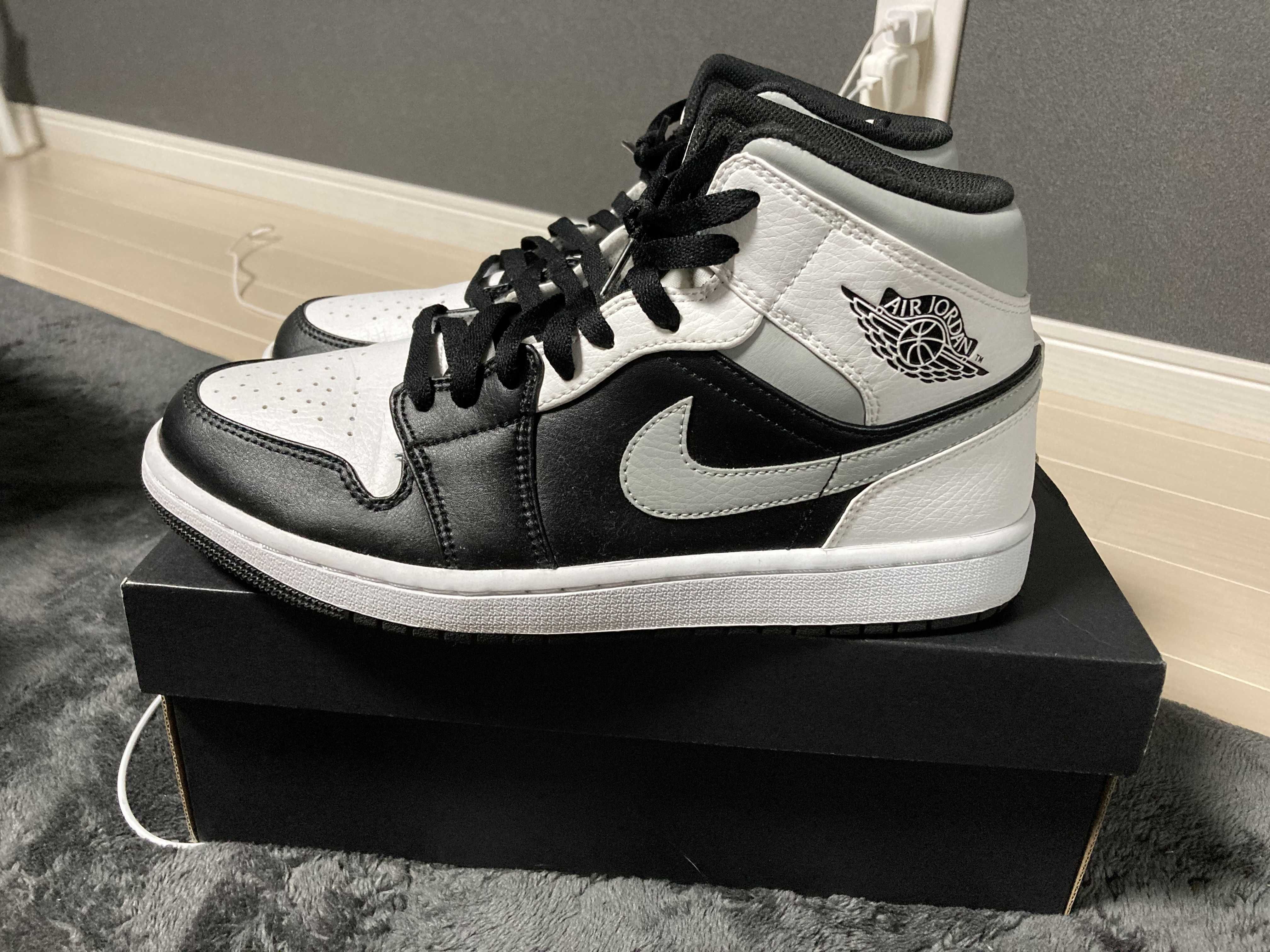 NIKE AIR JORDAN 1 MID "WHITE SHADOW"