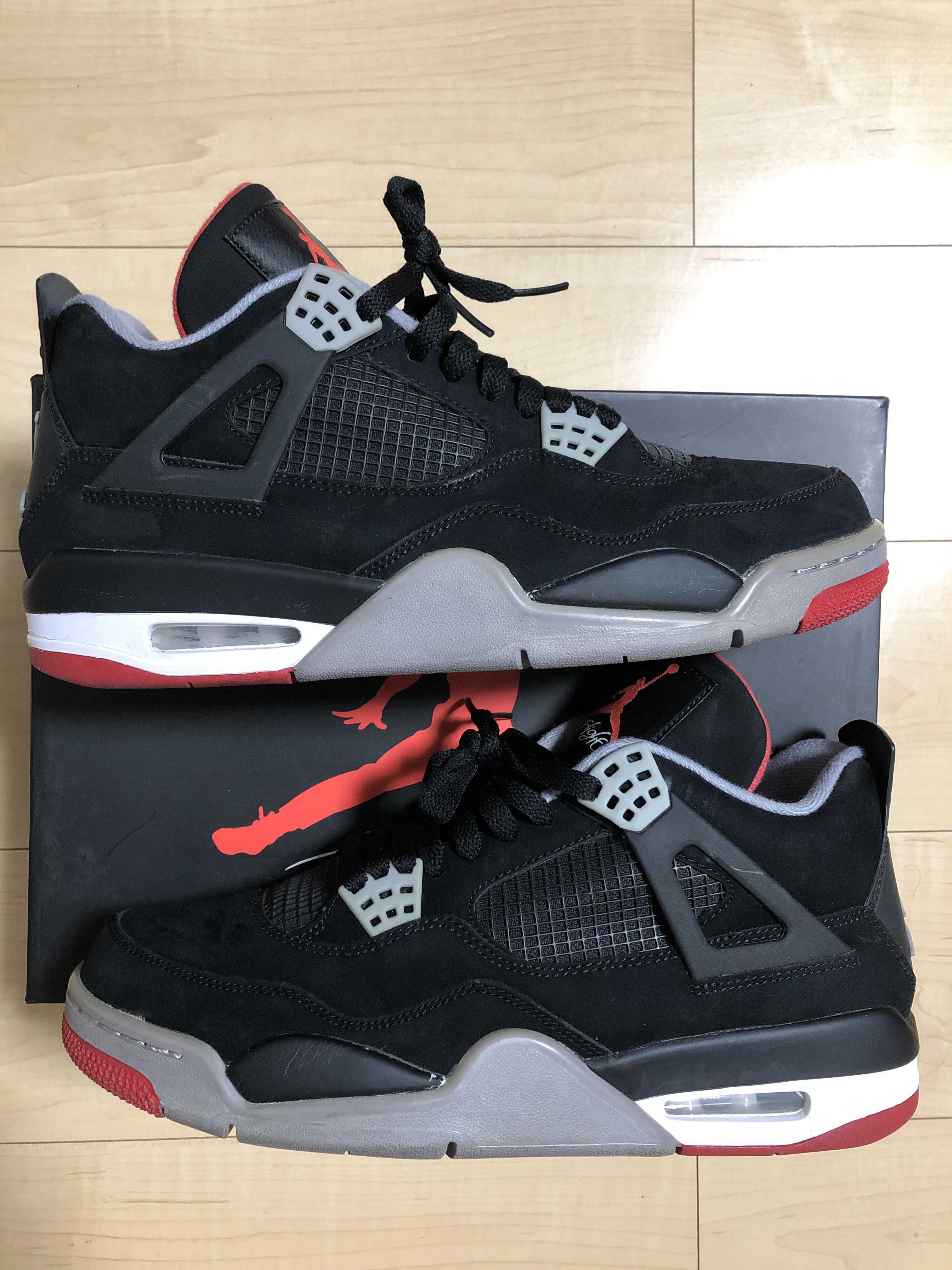 Nike Air Jordan 4 Retro "Black/Cement Grey/Fire Red" (2012)