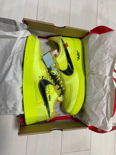 Off-White × Nike Air Force 1 Low "Volt"