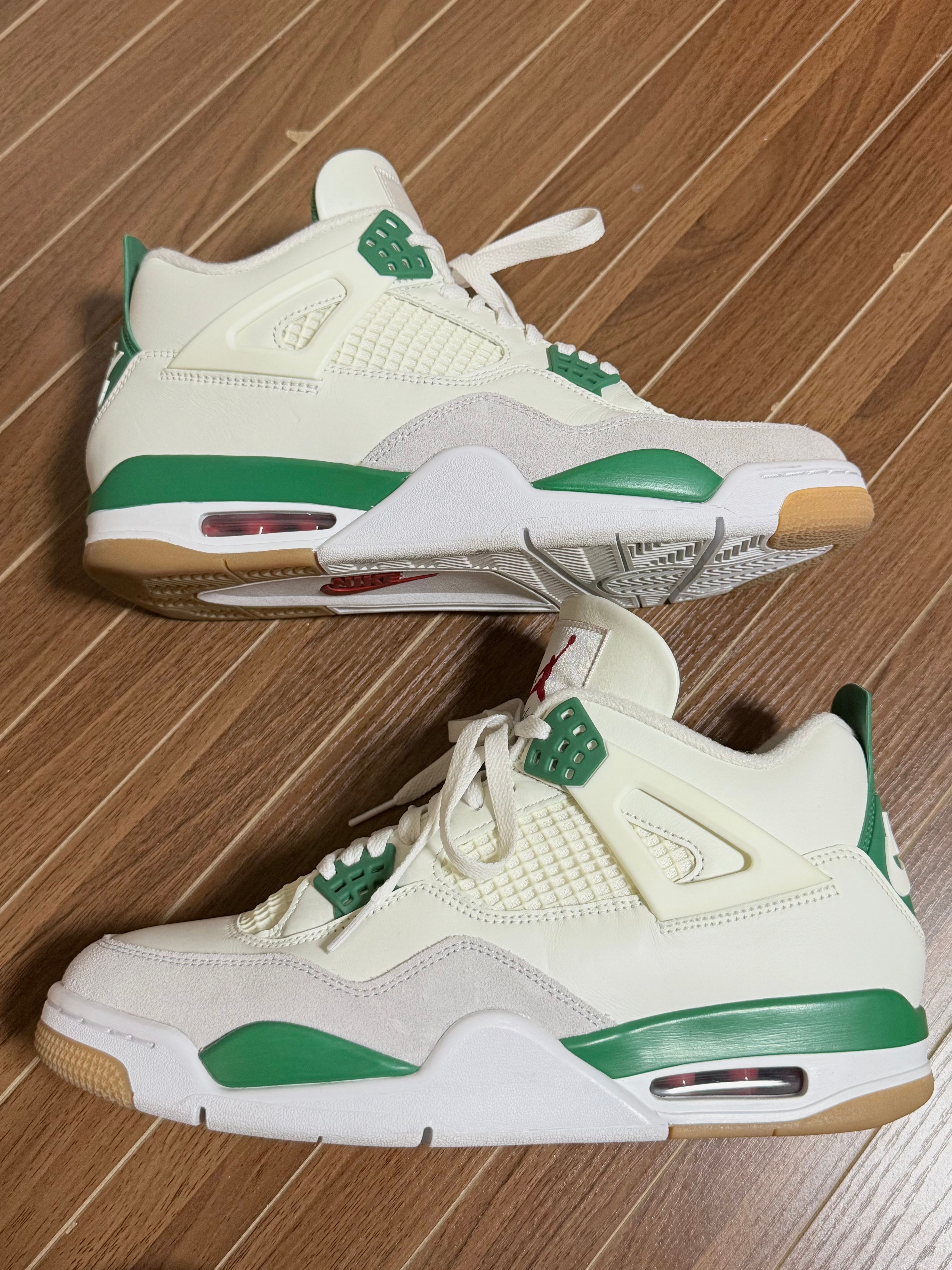 Nike SB × Air Jordan 4 Retro SP "Pine Green"