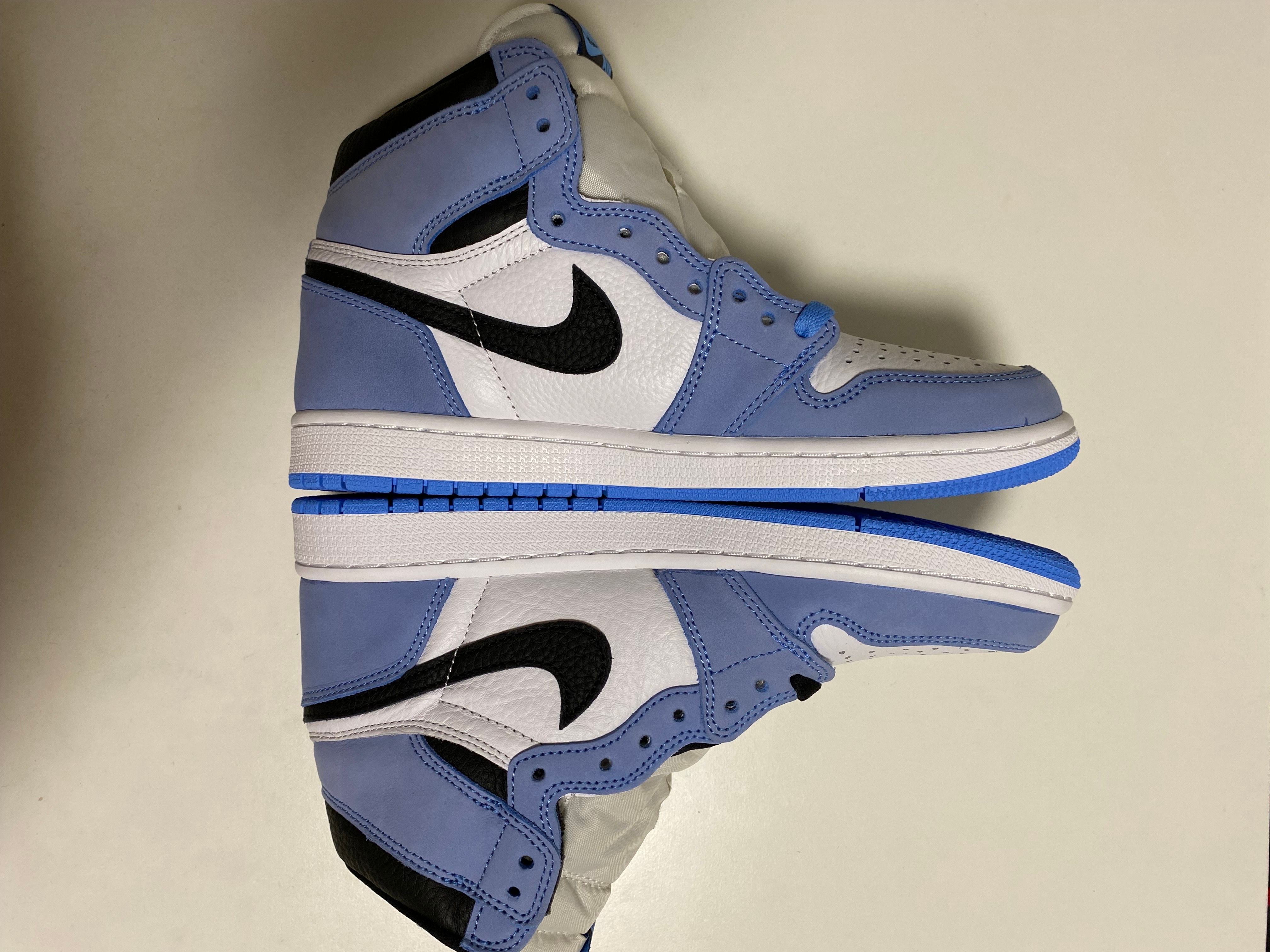 Nike Air Jordan 1 High OG "University Blue"