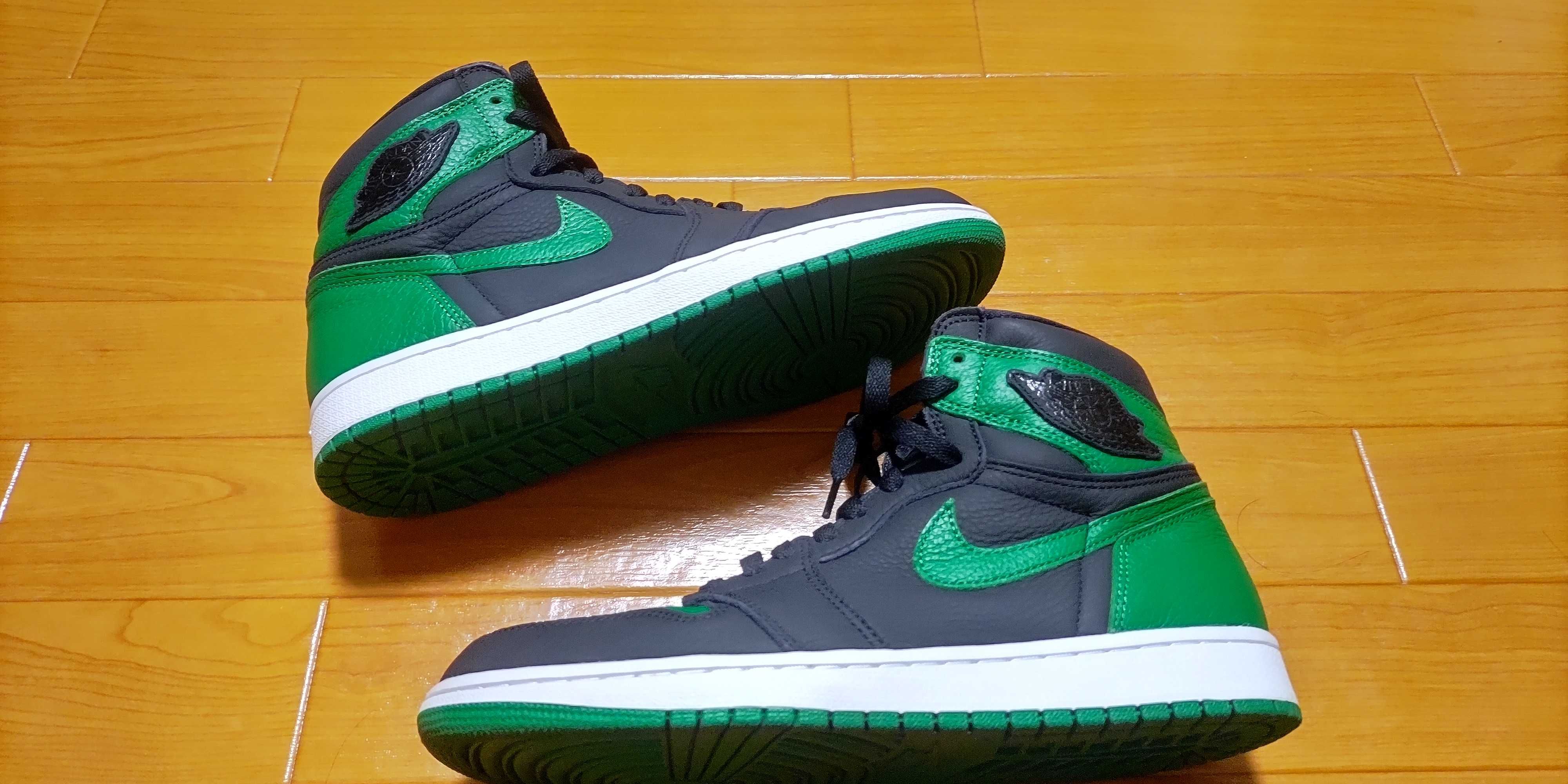 Nike Air Jordan 1 Retro High OG "Black/Pine Green" (2020)      
