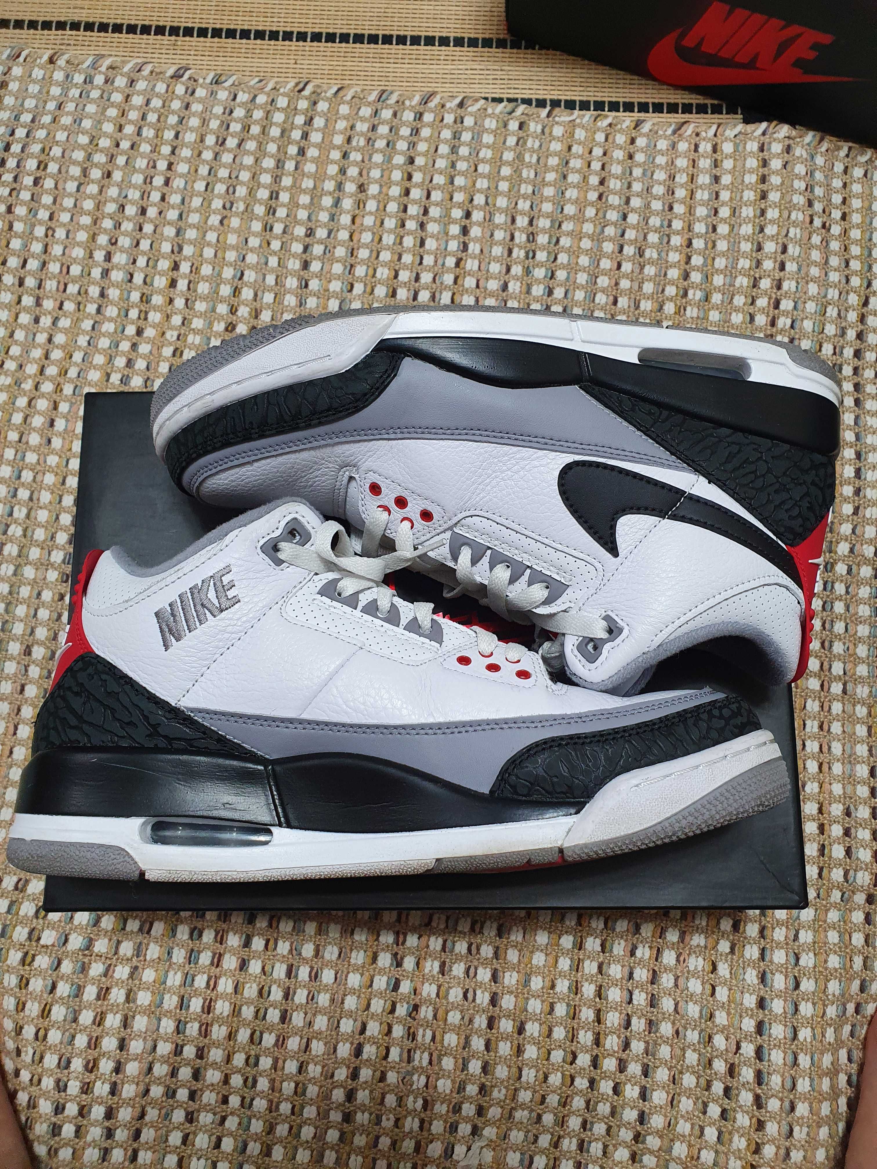 Nike Air Jordan 3 Retro "Tinker Hatfield"