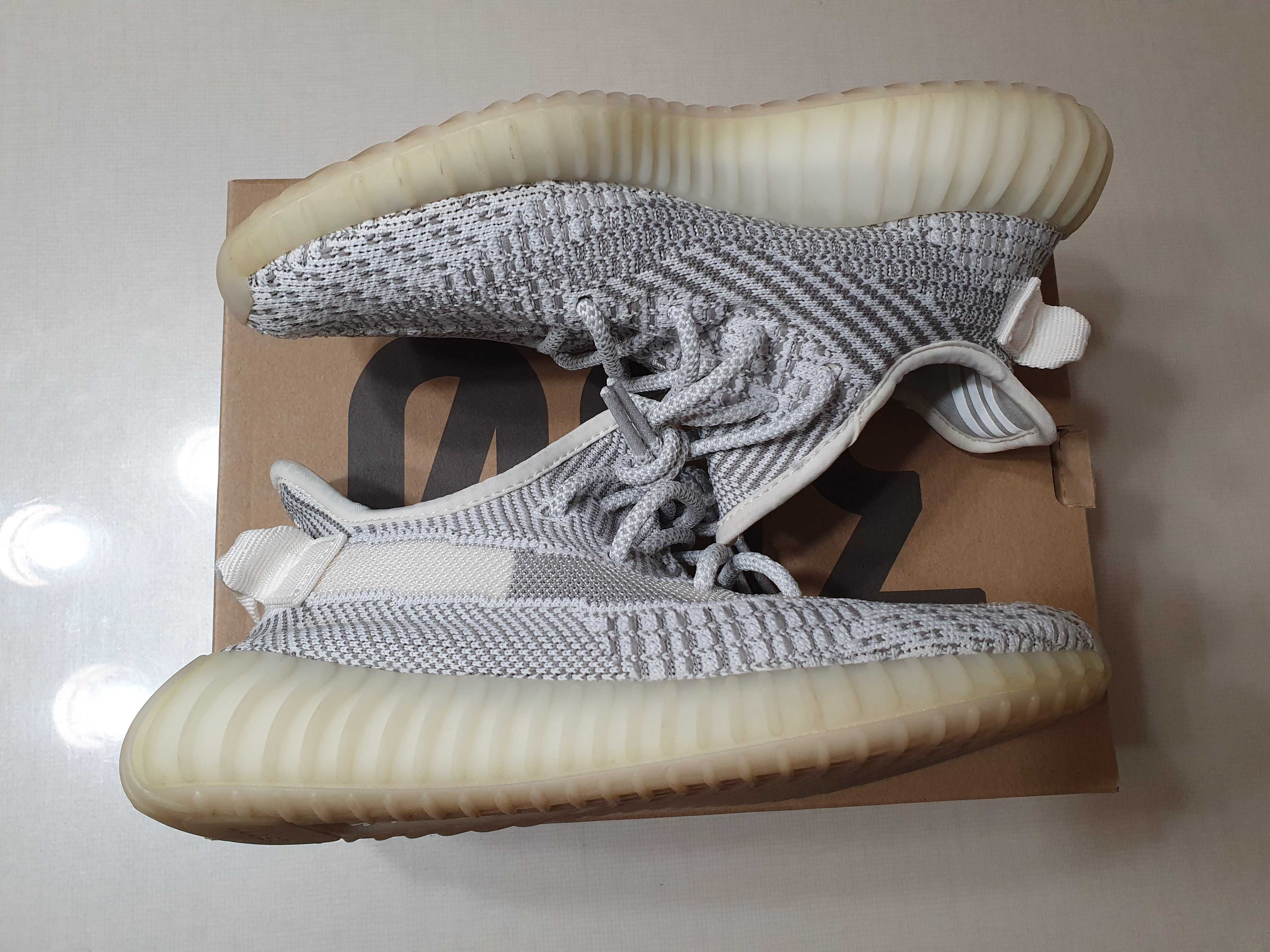 adidas YEEZY Boost 350V2 "Static"