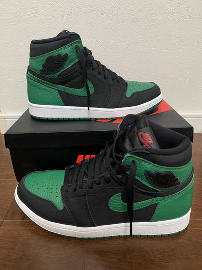 Nike Air Jordan 1 Retro High OG "Black/Pine Green" (2020)