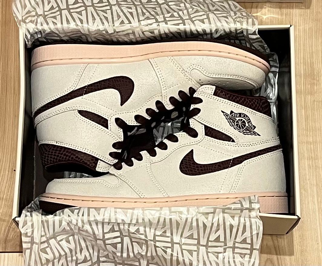 A Ma Maniere × Nike Air Jordan 1 Retro High OG "Sail and Burgundy"