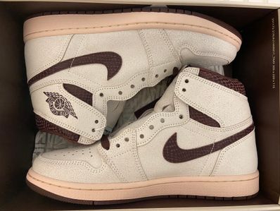 A Ma Maniere × Nike Air Jordan 1 Retro High OG "Sail and Burgundy"