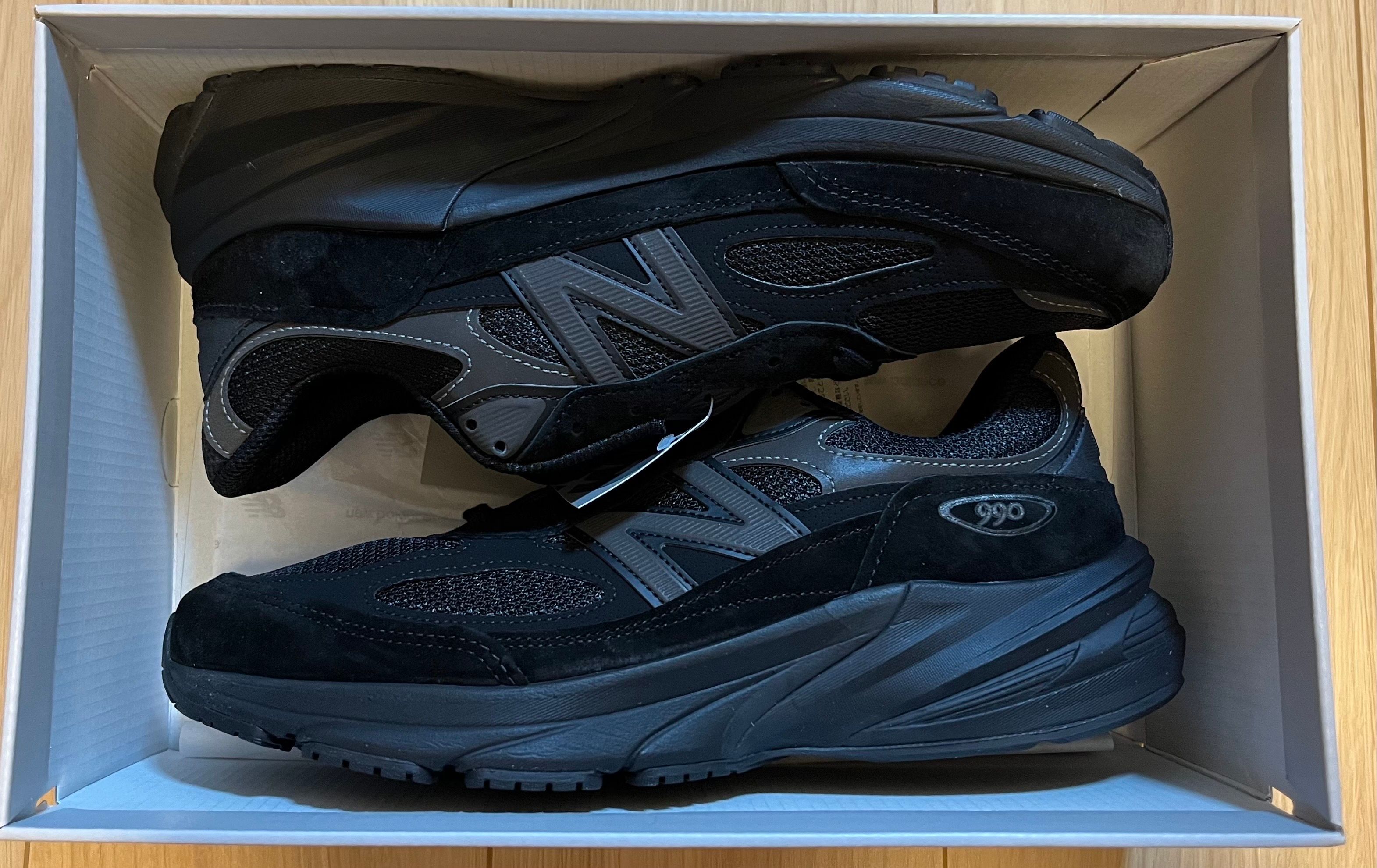 New Balance 990V6 "Triple Black"