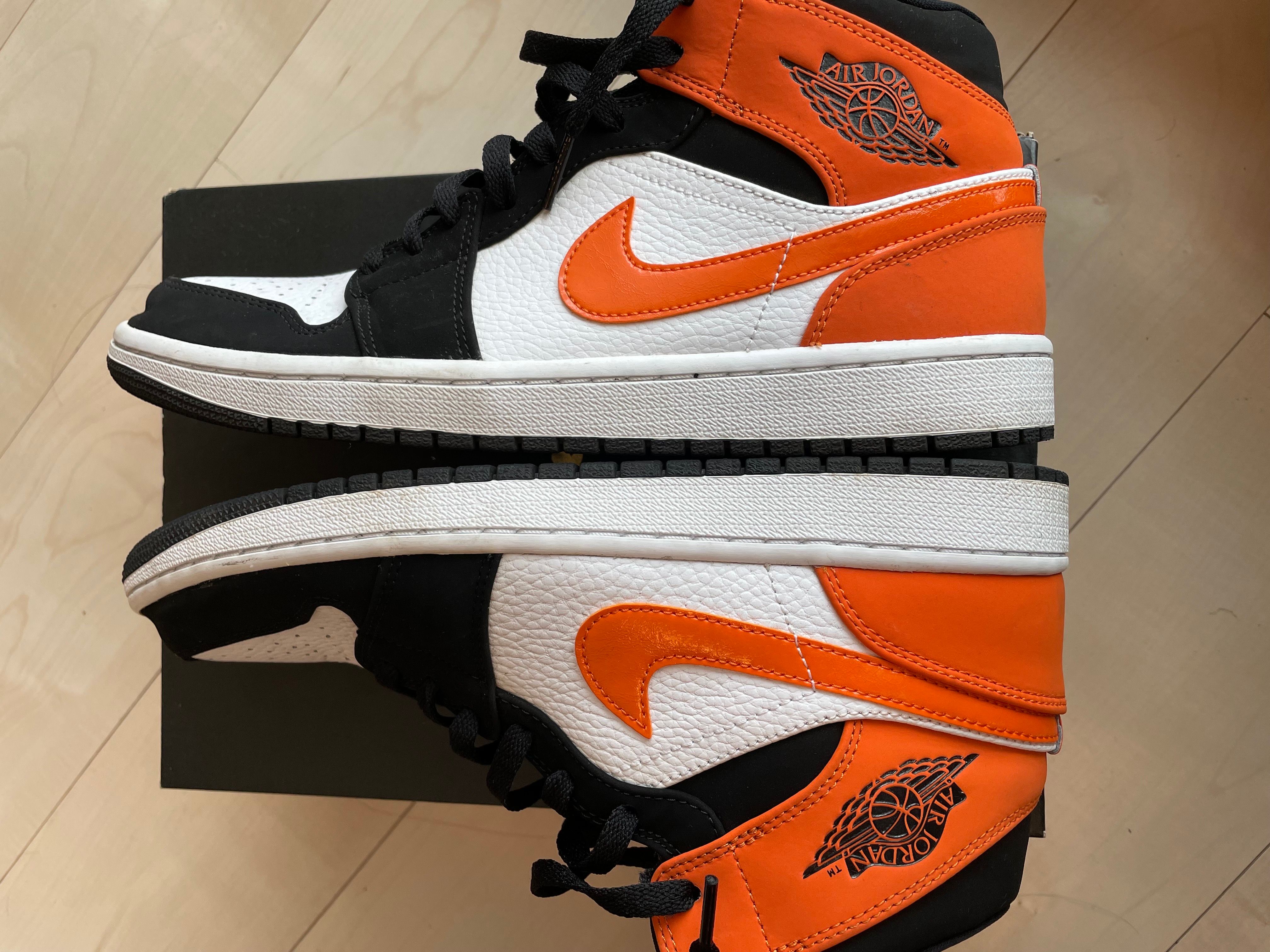 NIKE AIR JORDAN 1 MID "SHATTERED BACKBOARD"