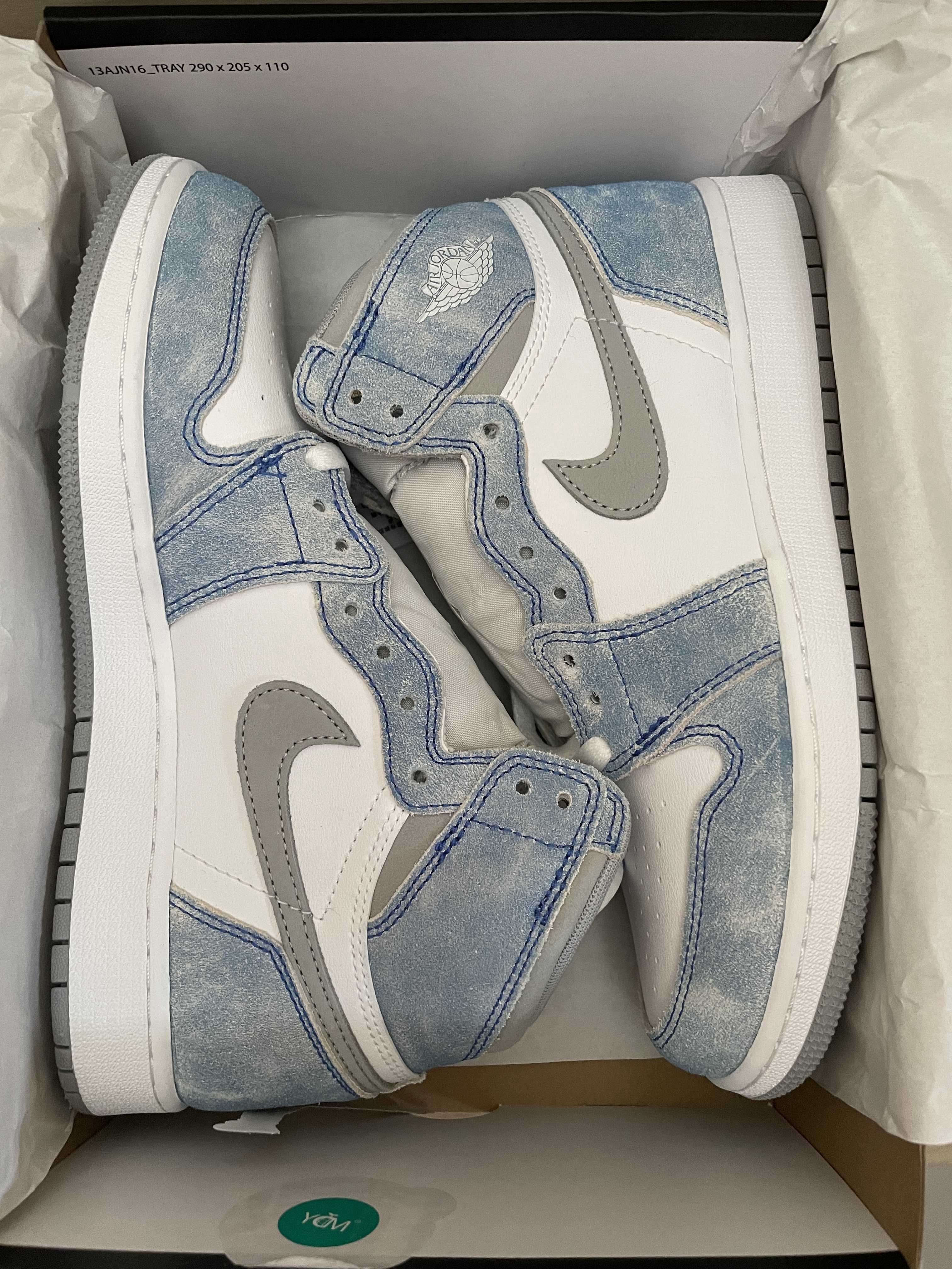 Nike GS Air Jordan 1 High OG "Hyper Royal"