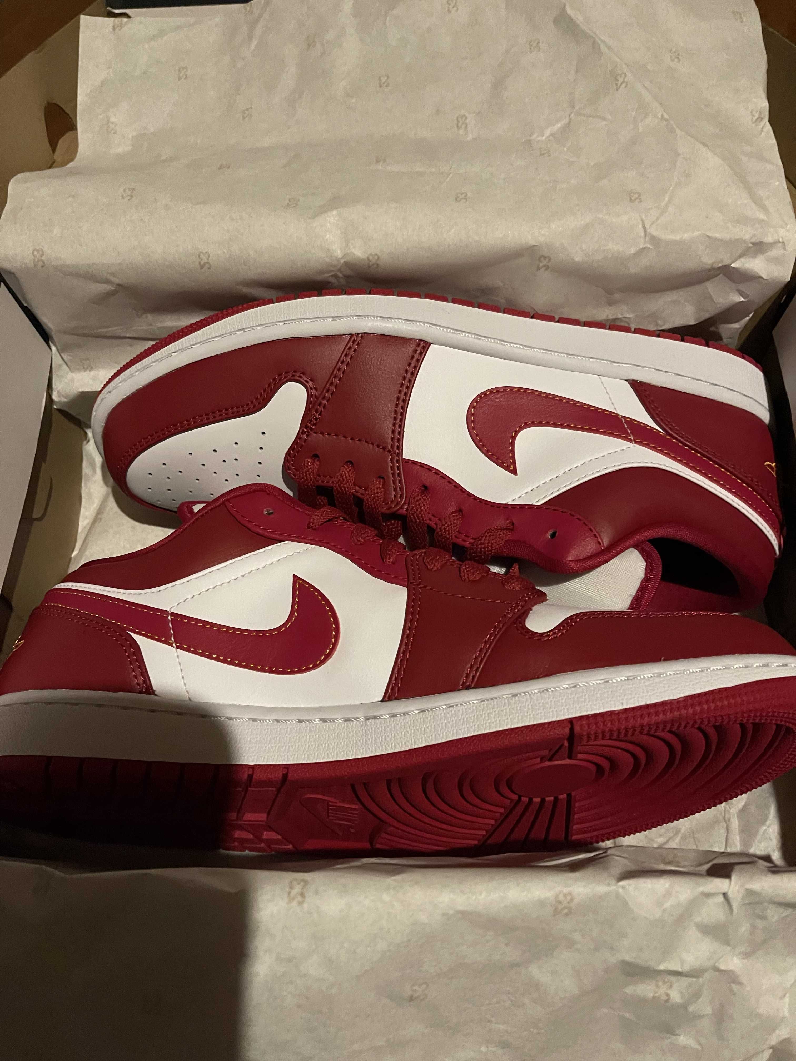 Nike Air Jordan 1 Low "Cardinal Red"