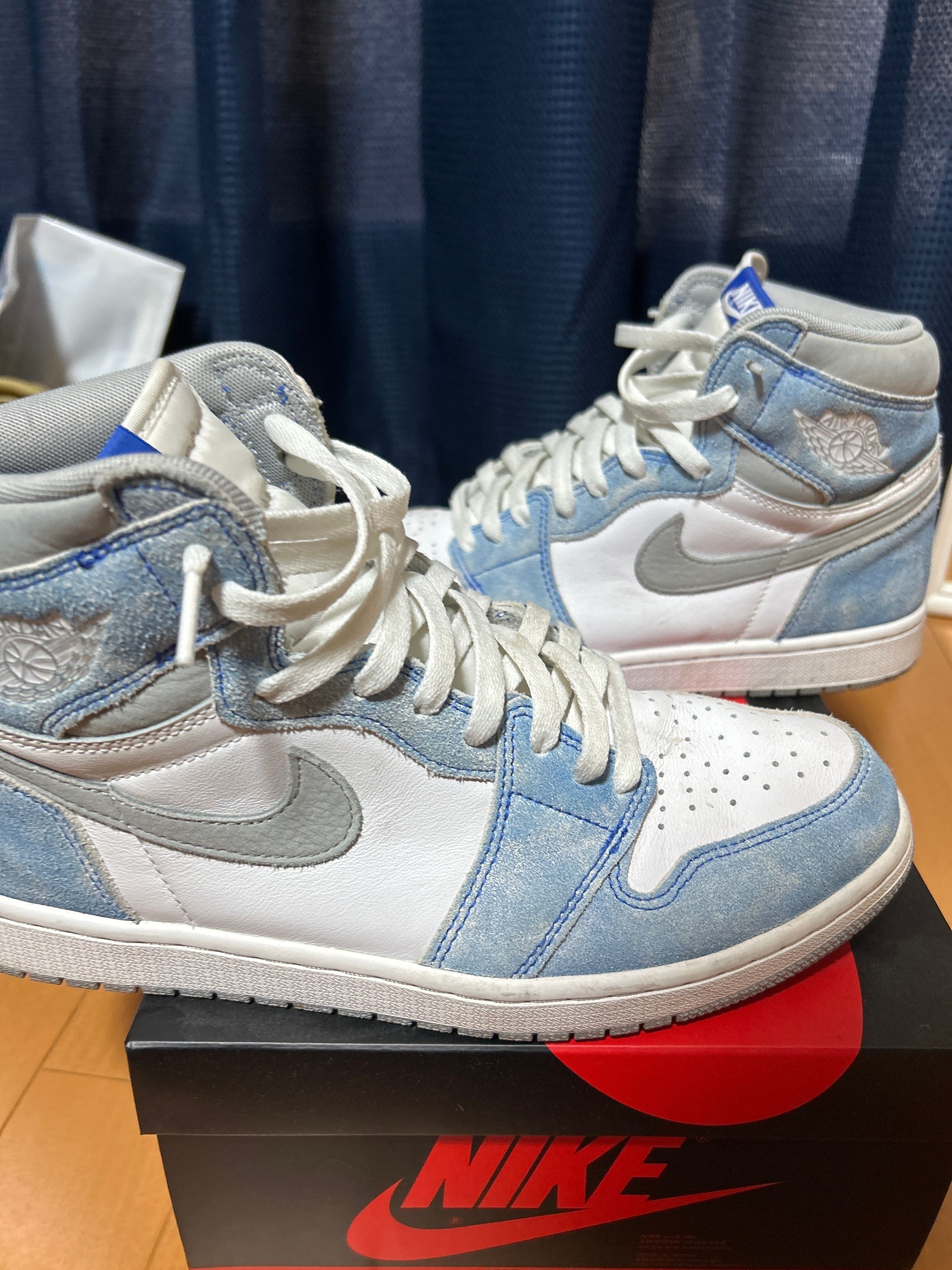 Nike Air Jordan 1 High OG "Hyper Royal"