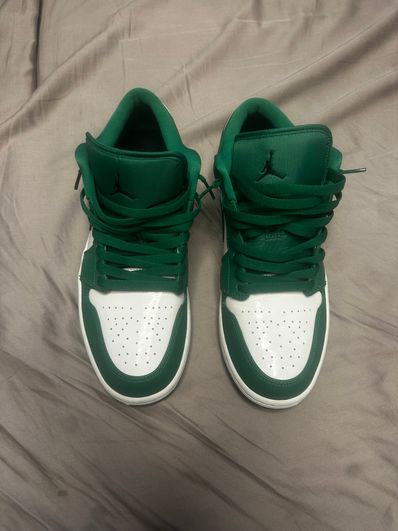 NIKE AIR JORDAN 1 LOW "PINE GREEN/WHITE"