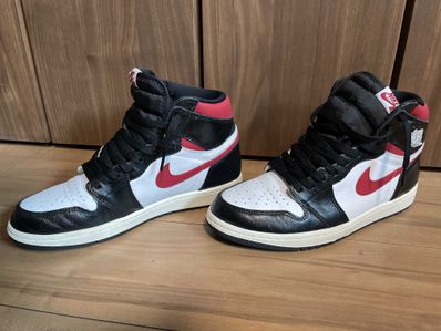 Nike Air Jordan 1 Retro High "Black/White/Sail/Gym Red"