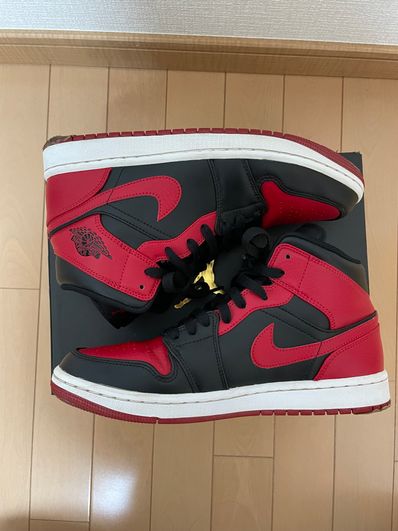 Nike Air Jordan 1 Mid "Bred"