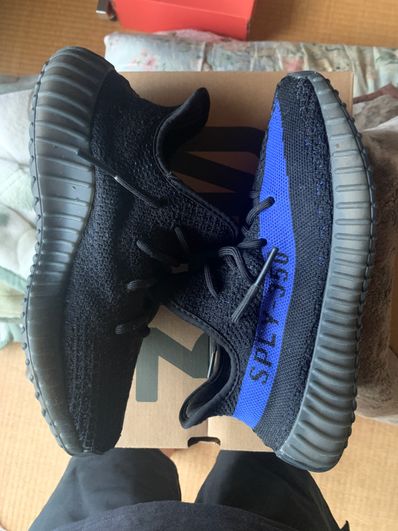 adidas YEEZY Boost 350V2 "Dazzling Blue"