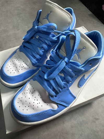 Nike Women's Air Jordan 1 Low "UNC"