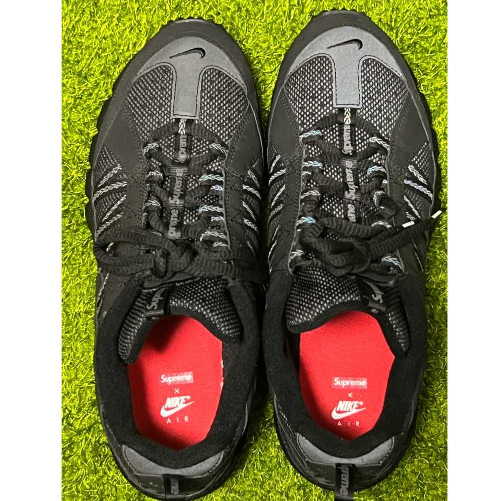 Supreme × Nike Air Humara "Black"