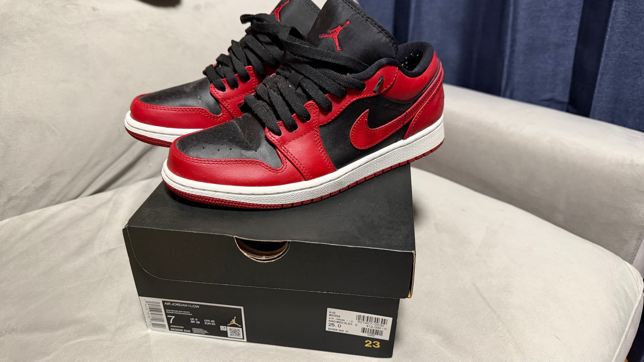 Nike Air Jordan 1 Low "Varsity Red"