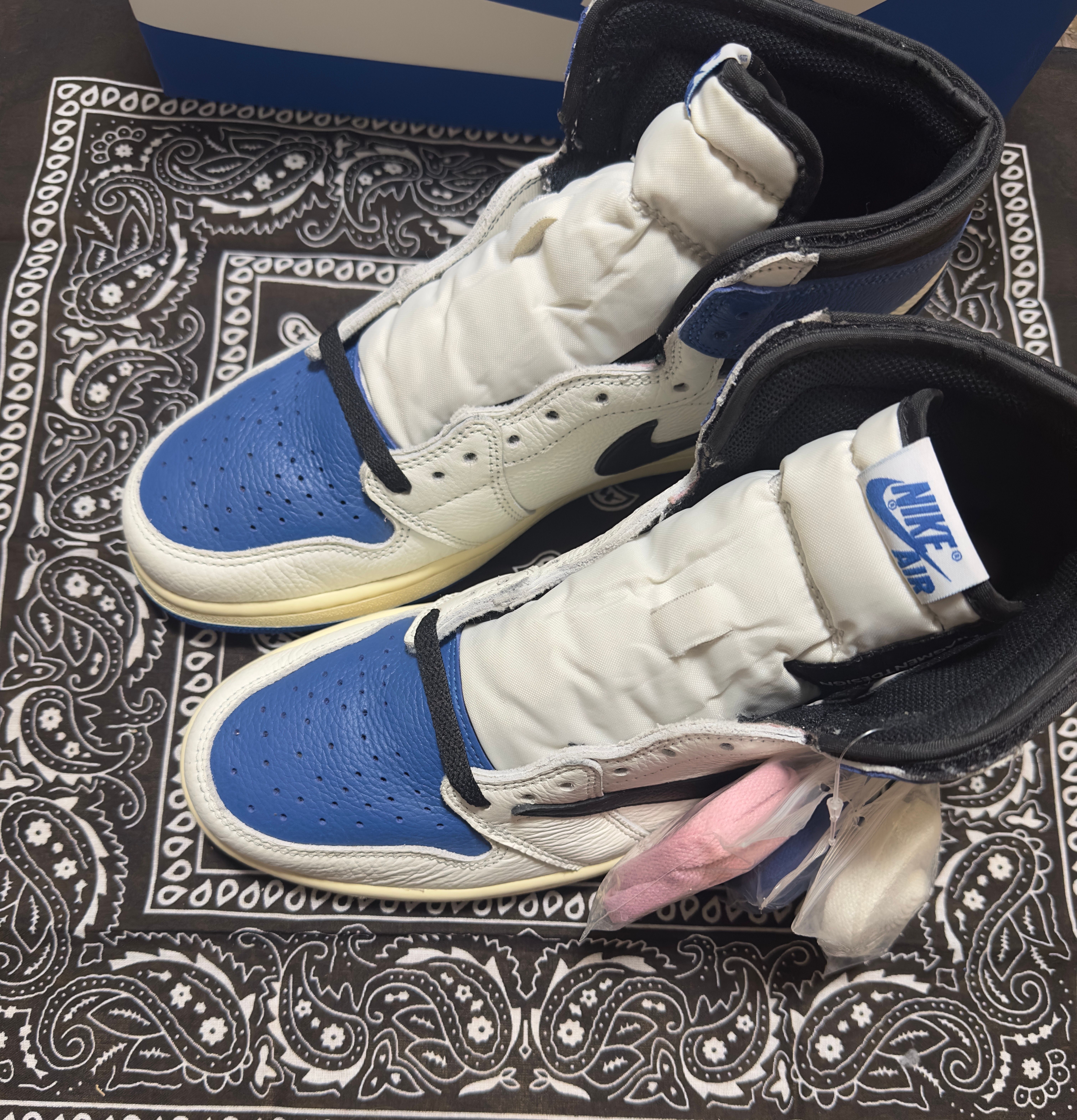 Travis Scott × fragment design × Nike Air Jordan 1 Retro High OG SP "Military Blue"