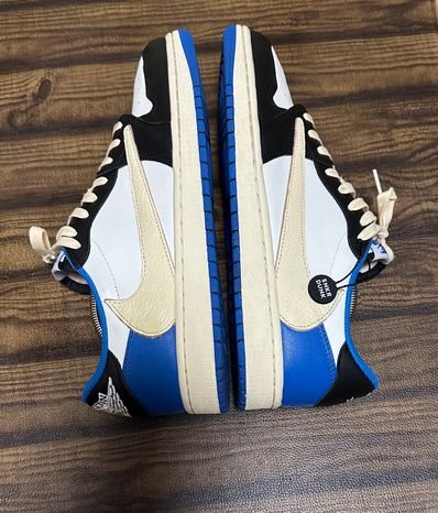 Travis Scott × fragment design × Nike Air Jordan 1 Low OG SP "Military Blue"