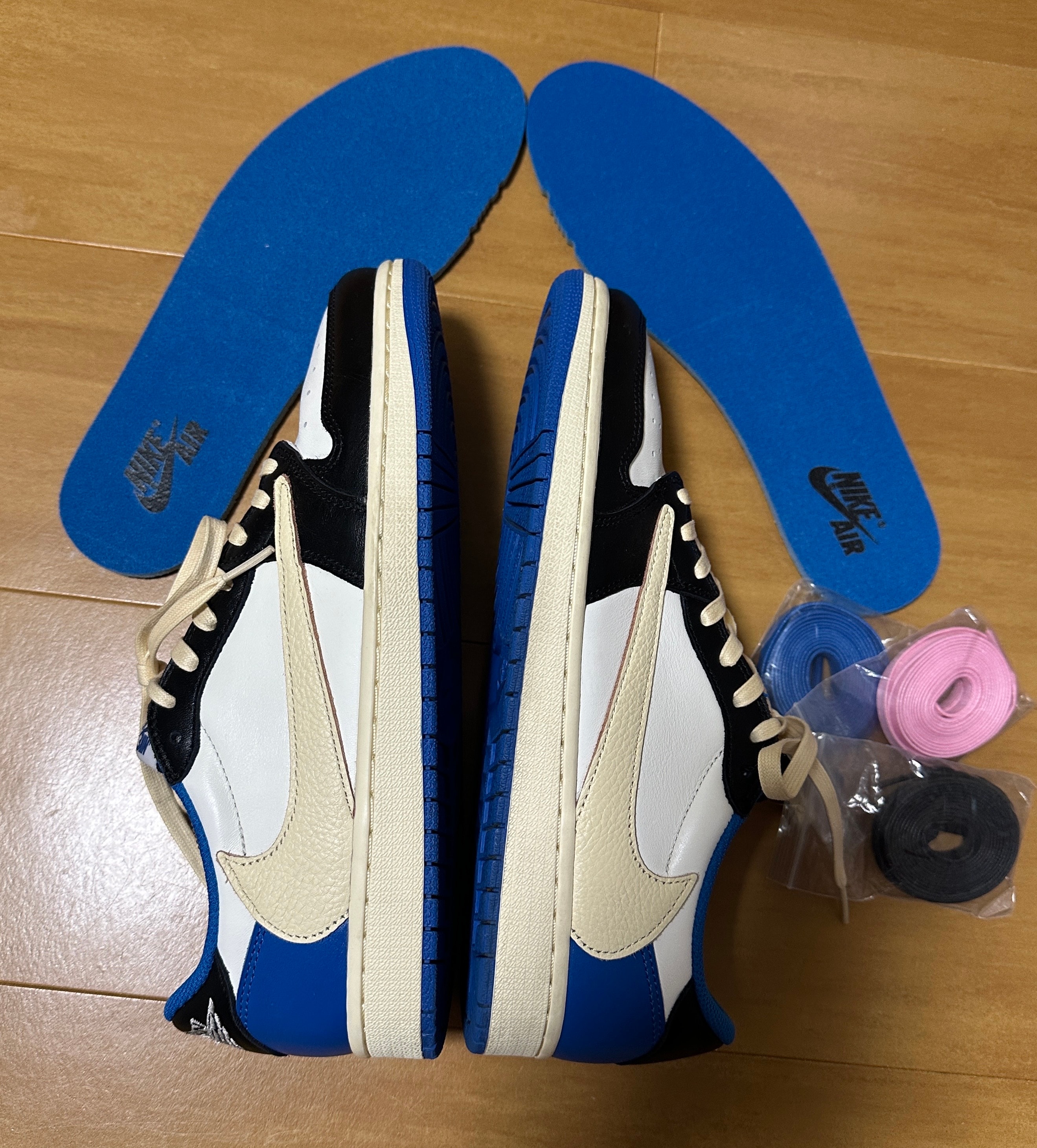 Travis Scott × fragment design × Nike Air Jordan 1 Low OG SP "Military Blue"