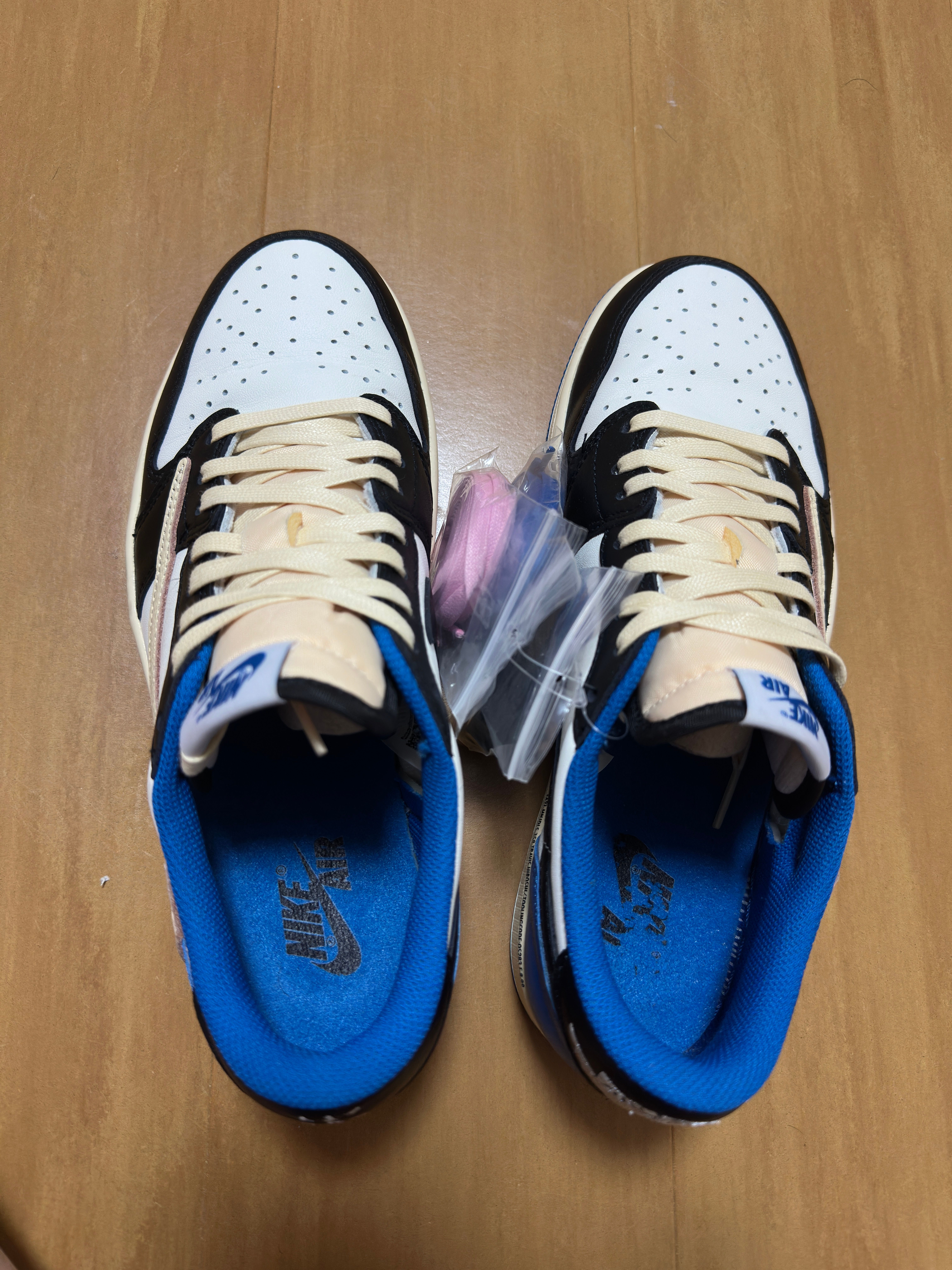 Travis Scott × fragment design × Nike Air Jordan 1 Low OG SP "Military Blue"