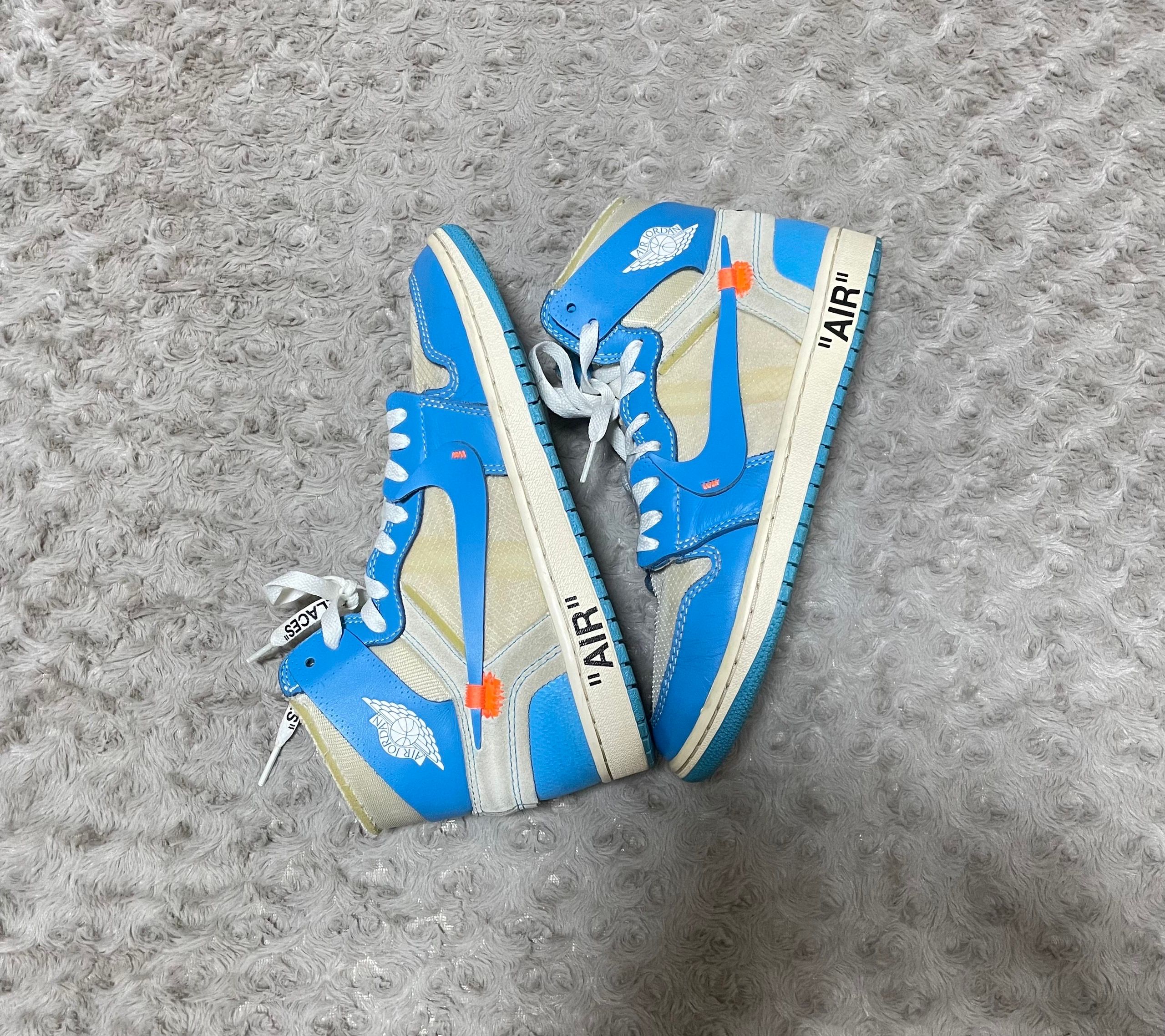 Off-White × Nike Air Jordan 1 High UNC "White/Dark Powder Blue"