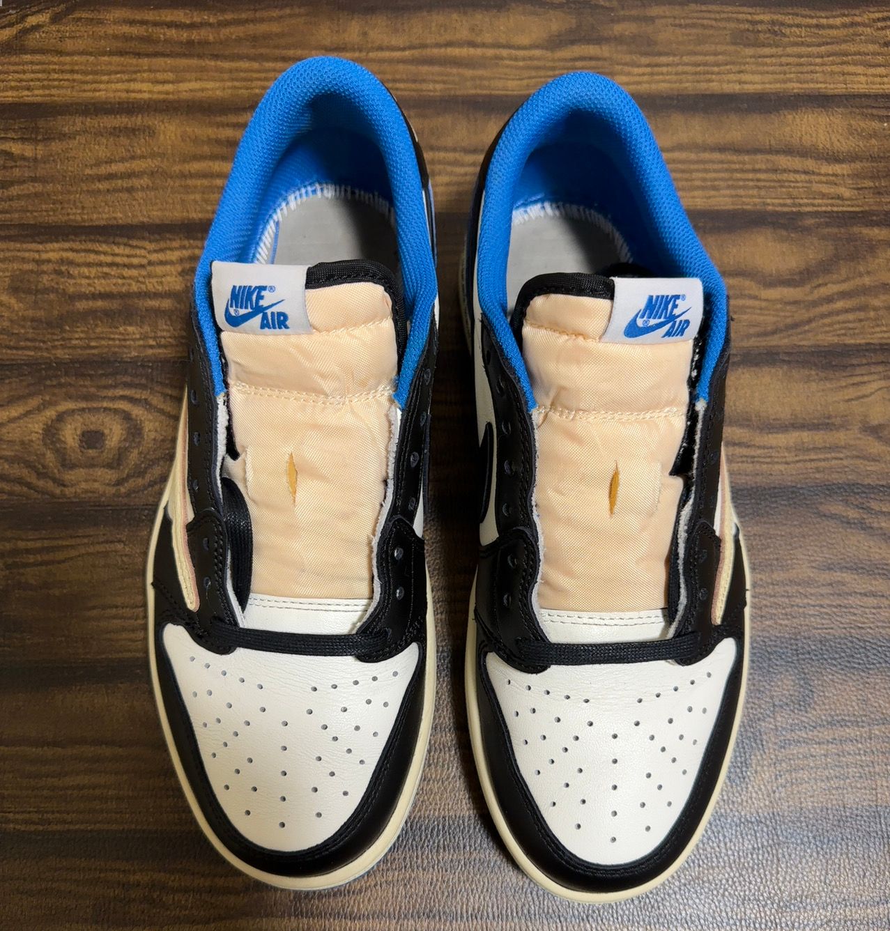 Travis Scott × fragment design × Nike Air Jordan 1 Low OG SP "Military Blue"