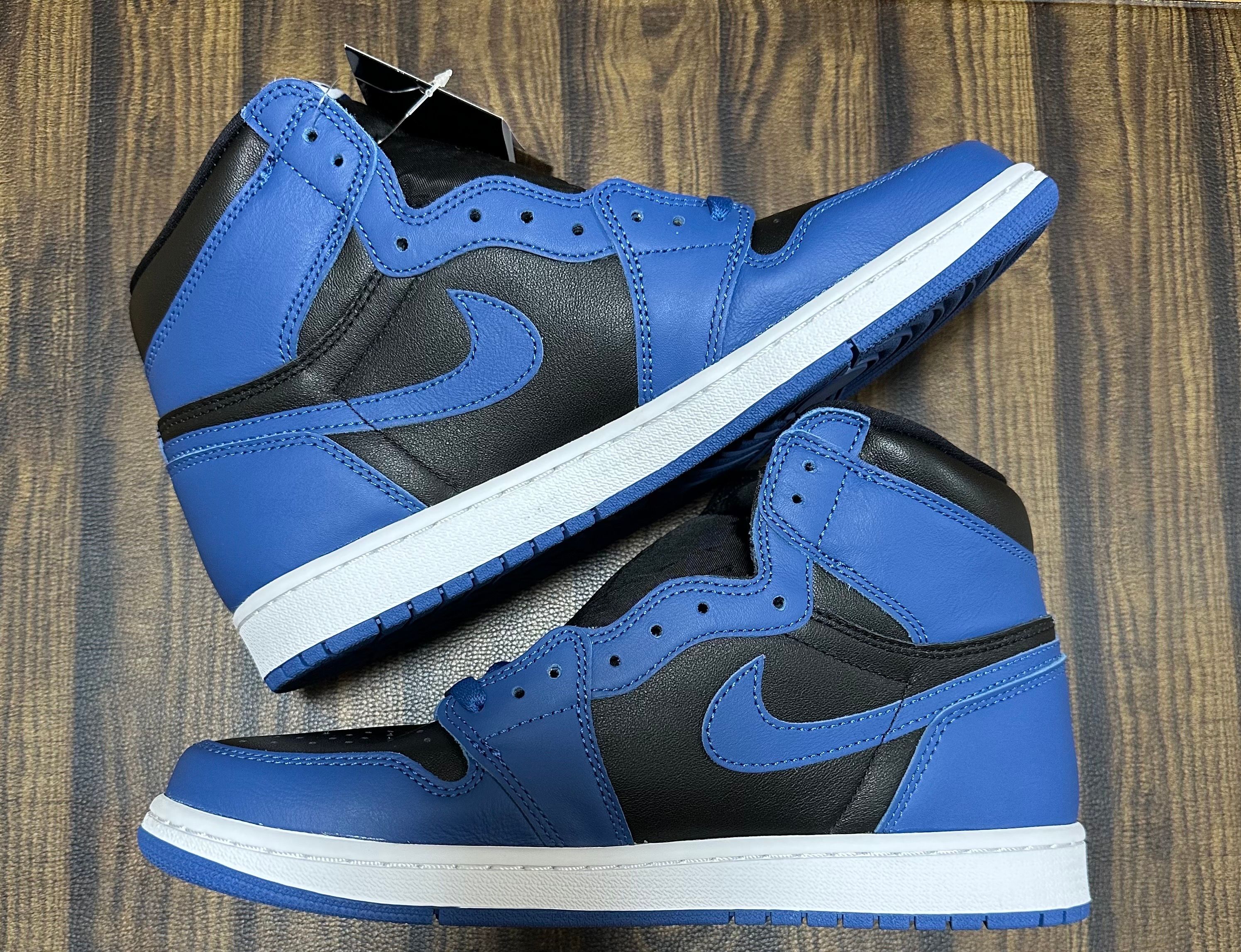 Nike Air Jordan 1 Retro High OG "Dark Marina Blue"