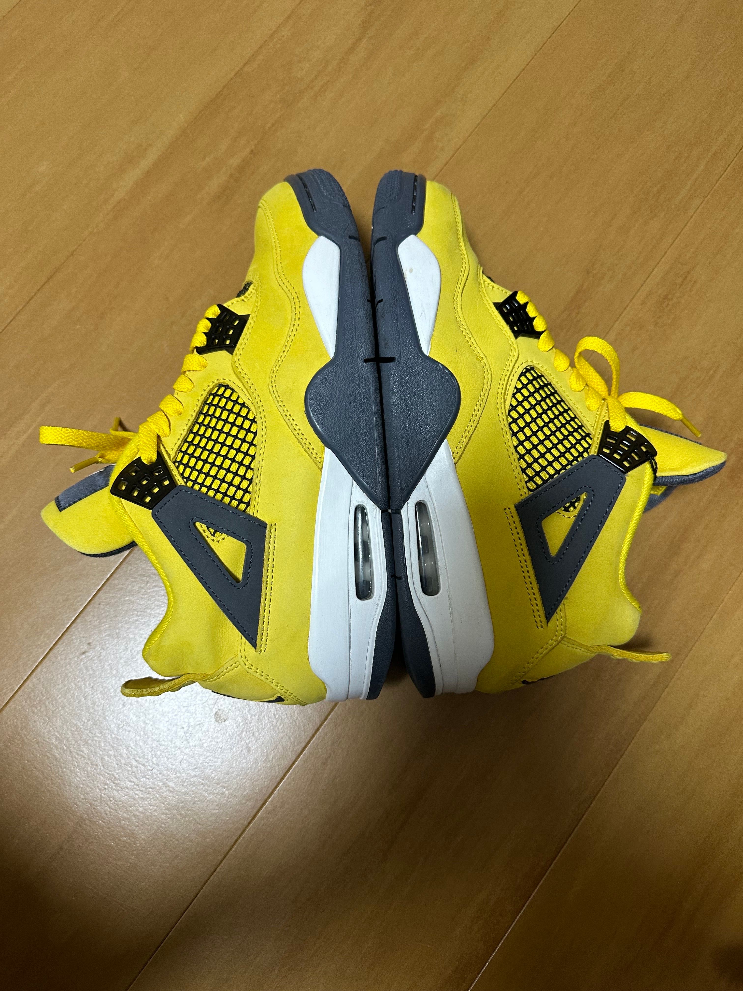 Nike Air Jordan 4 "Tour Yellow"