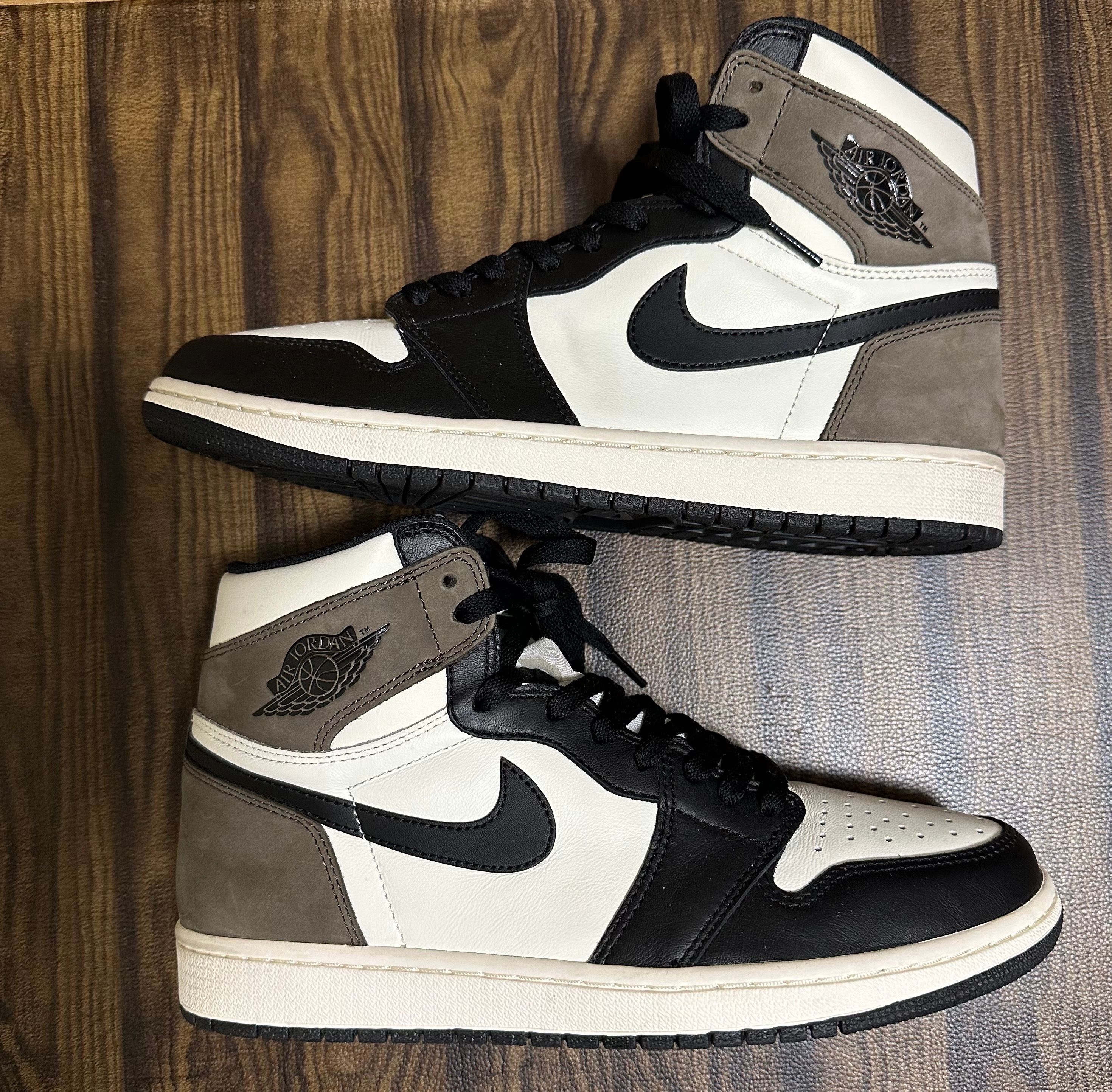 Nike Air Jordan 1 High OG "Sail/Dark Mocha/Black"