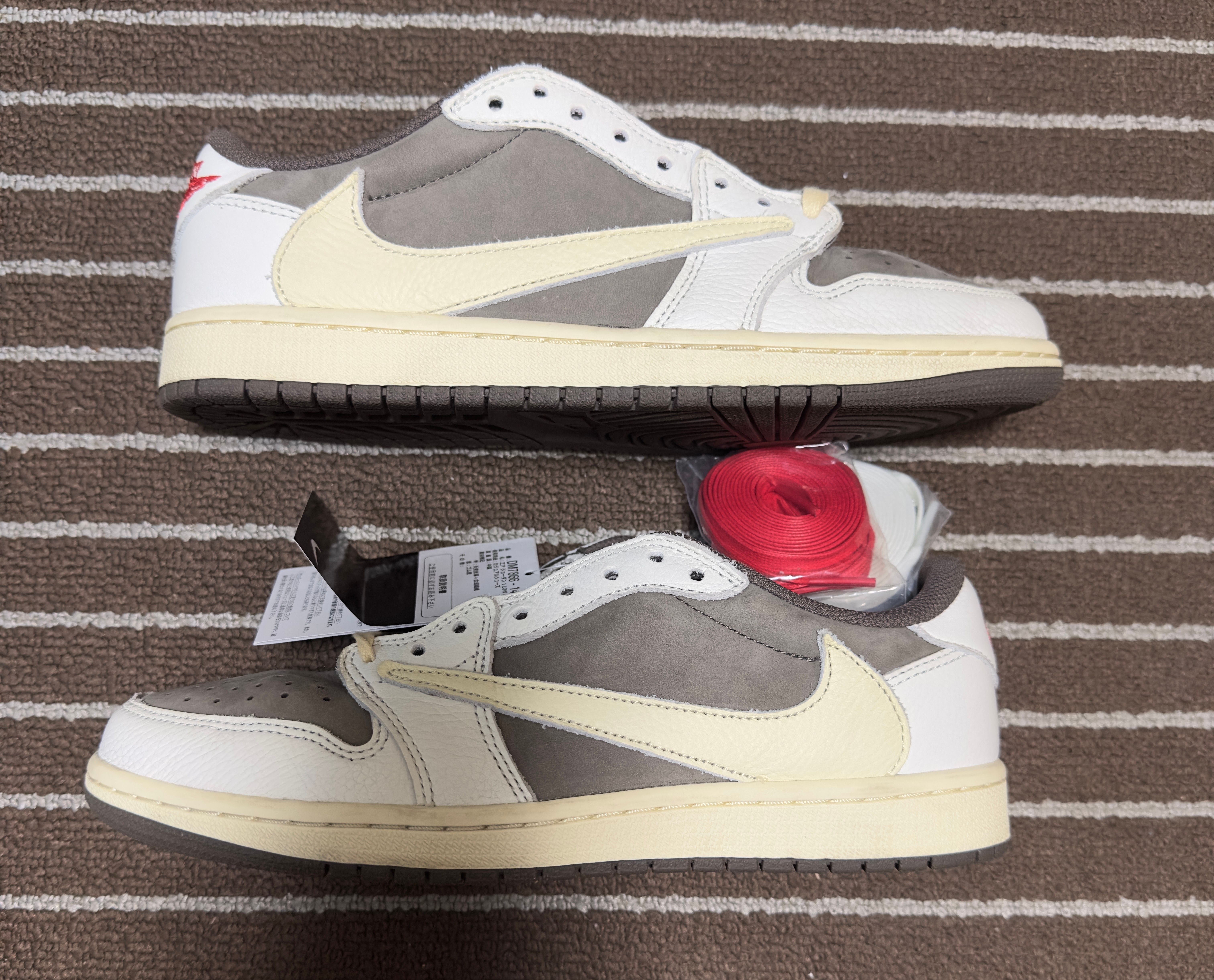 Travis Scott × Nike Air Jordan 1 Low OG SP "Reverse Mocha/Sail and Ridgerock"