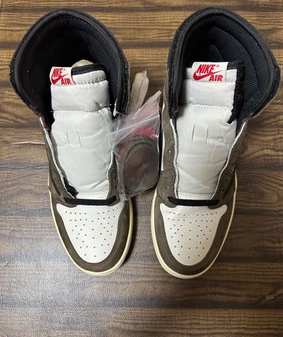 Travis Scott × Nike Air Jordan 1 Retro High OG TS SP "Sail/Dark Mocha"