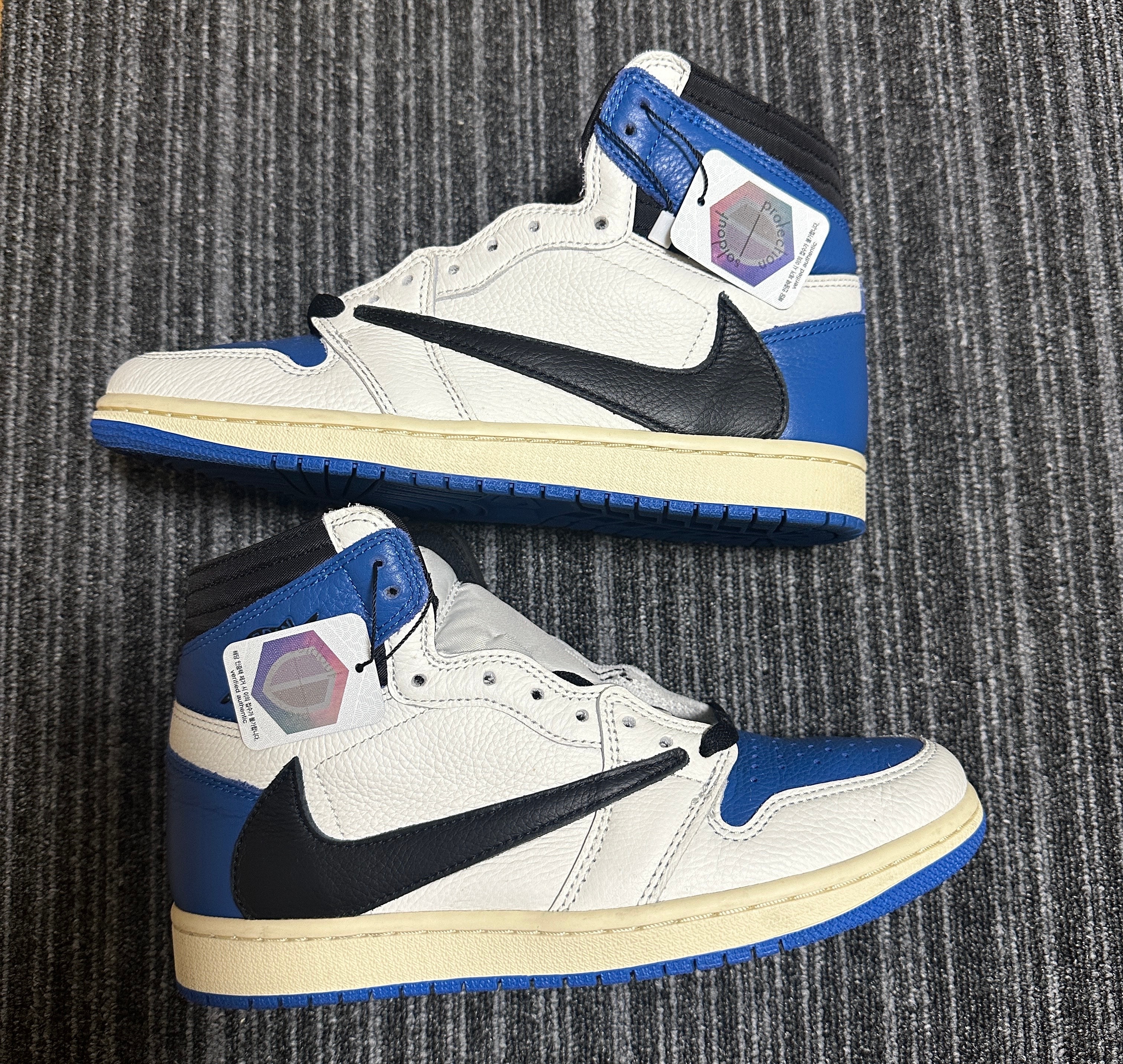 Travis Scott × fragment design × Nike Air Jordan 1 Retro High OG SP "Military Blue"